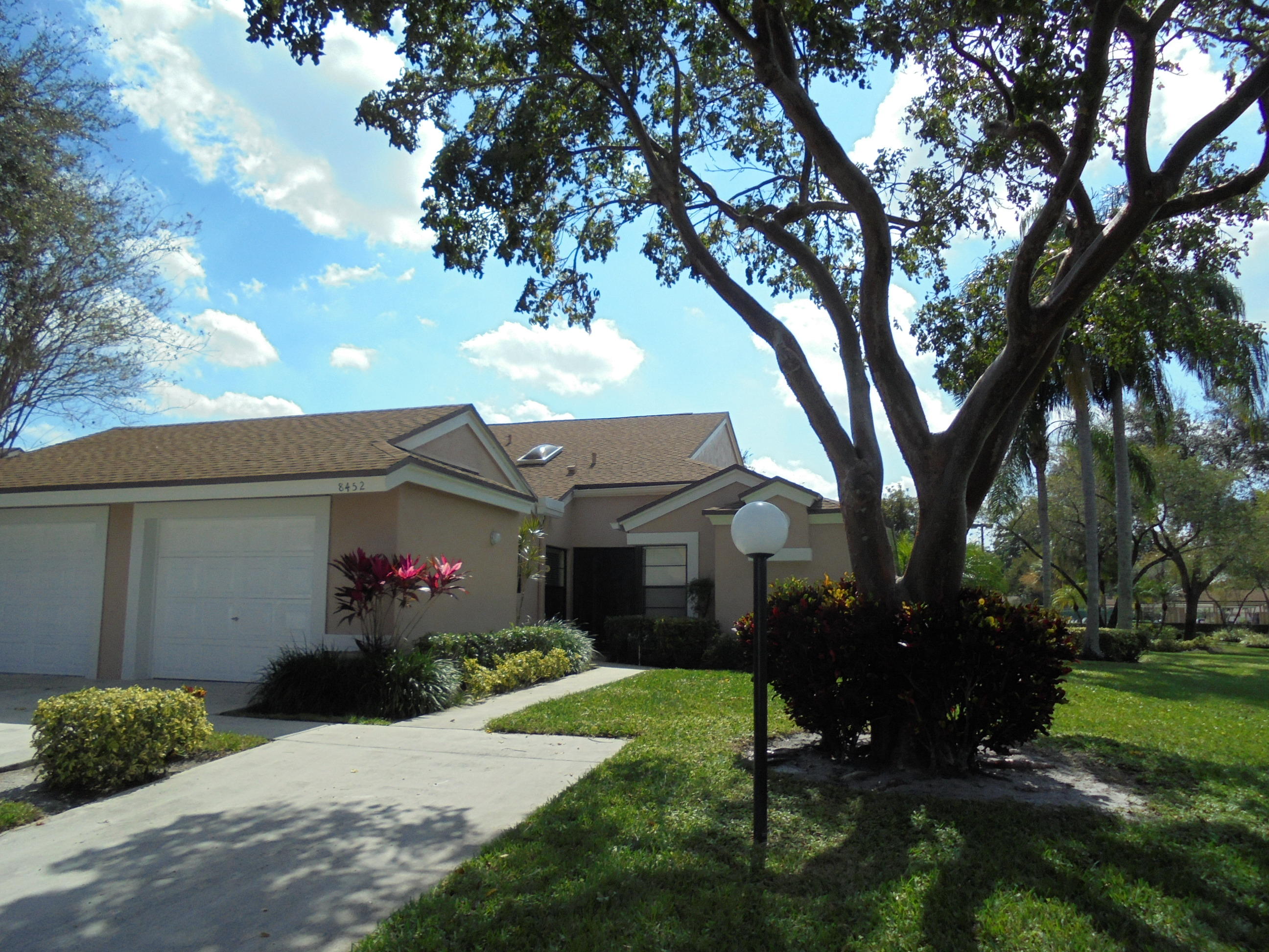 WHISPER WALK - Residential