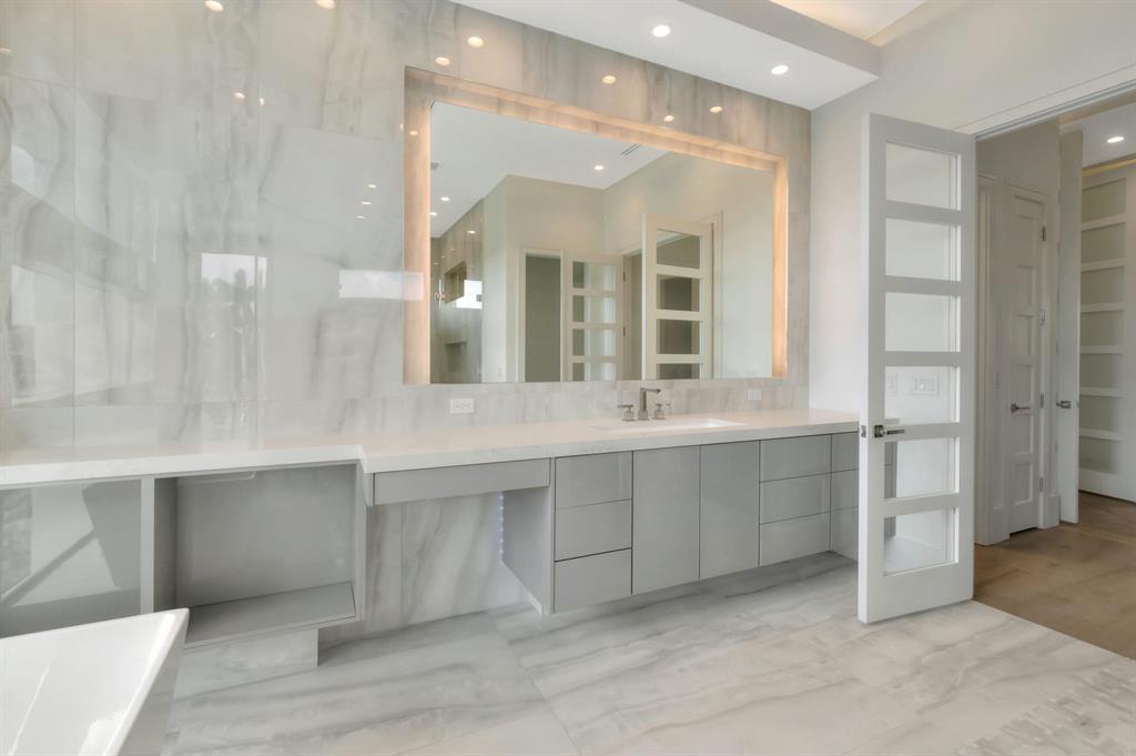 BOCA HARBOUR ISLAND SEC - Residential