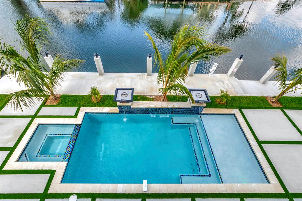 BOCA HARBOUR ISLAND SEC - Residential