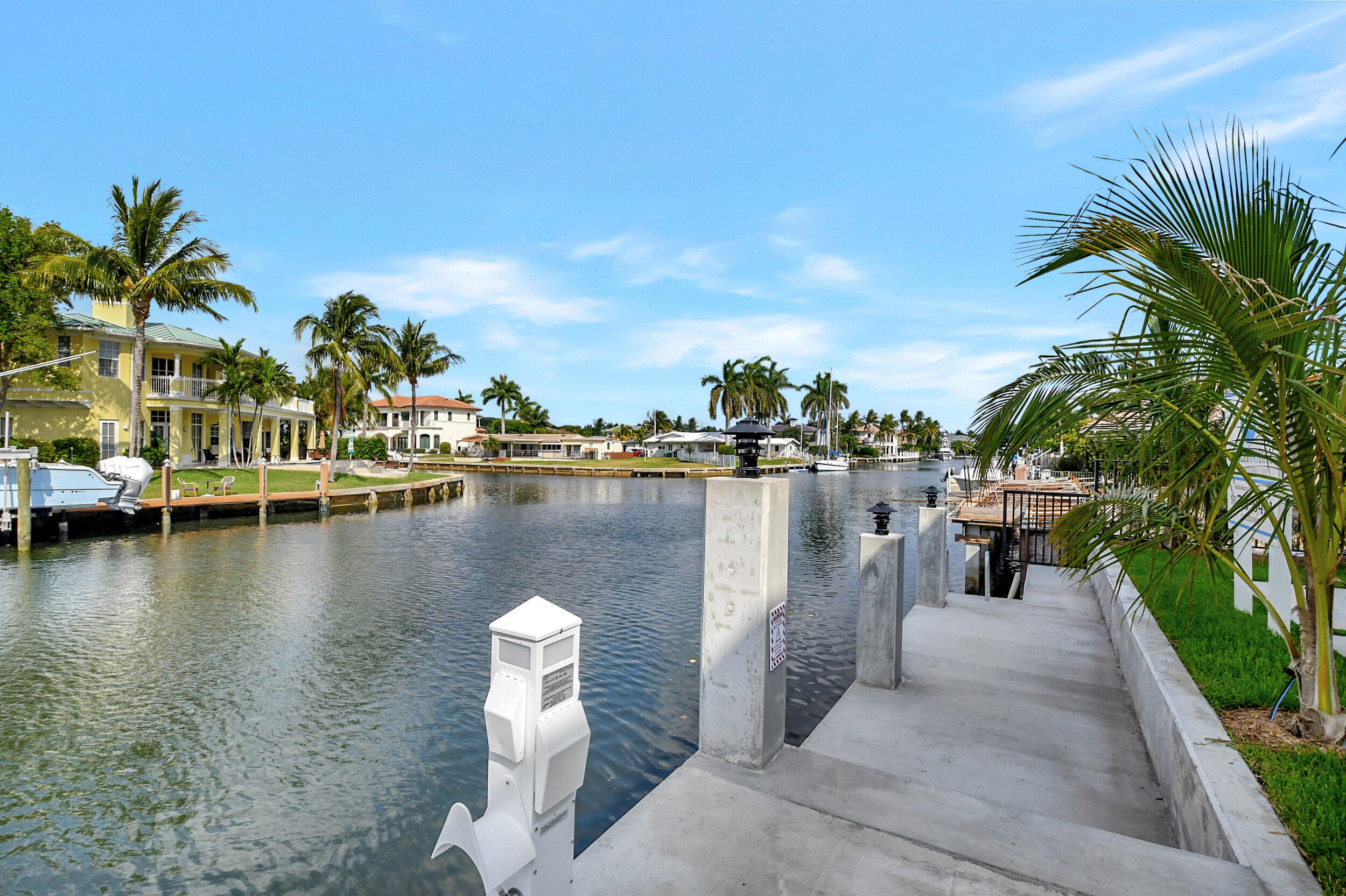 BOCA HARBOUR ISLAND SEC - Residential