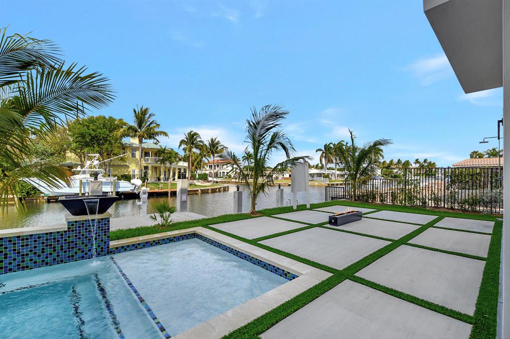 BOCA HARBOUR ISLAND SEC - Residential