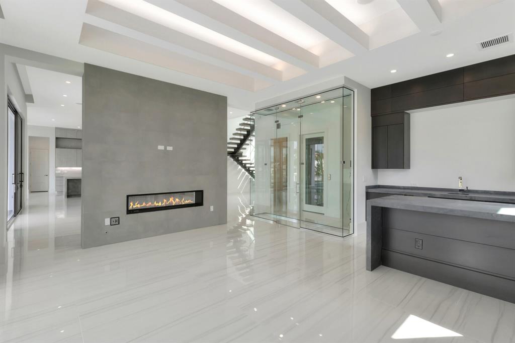 BOCA HARBOUR ISLAND SEC - Residential