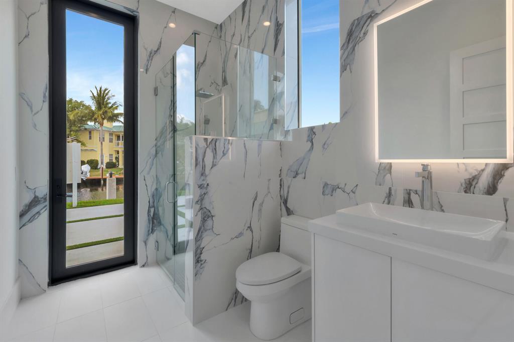 BOCA HARBOUR ISLAND SEC - Residential