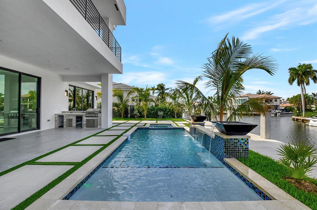 BOCA HARBOUR ISLAND SEC - Residential