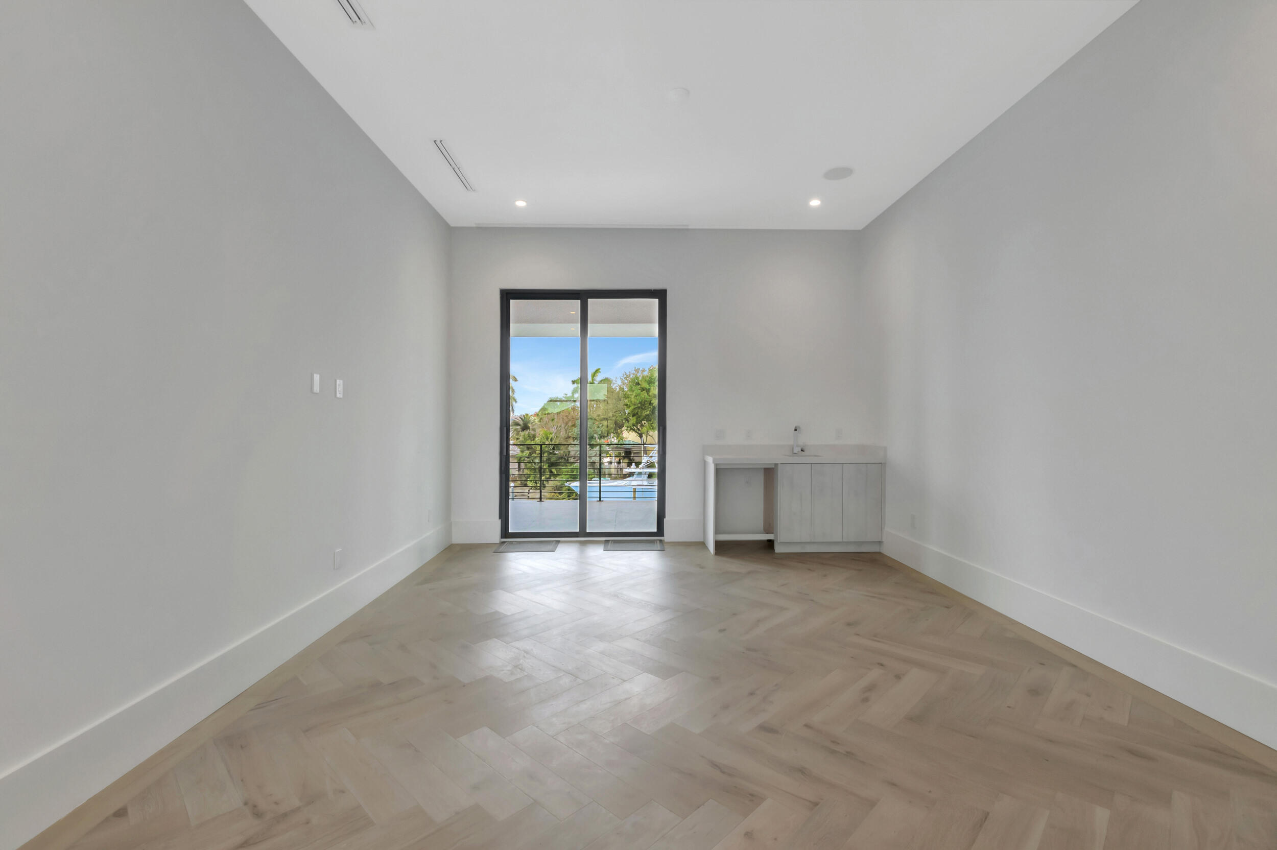 BOCA HARBOUR ISLAND SEC - Residential