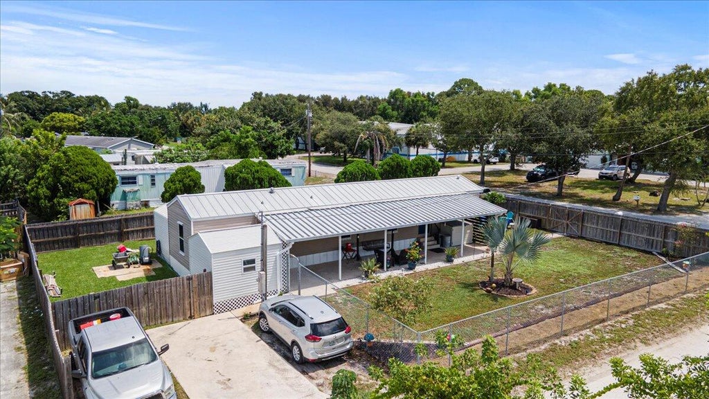 Photo of 1518 NE Cardinal Avenue, Stuart, FL 34994 (MLS # R11009391)