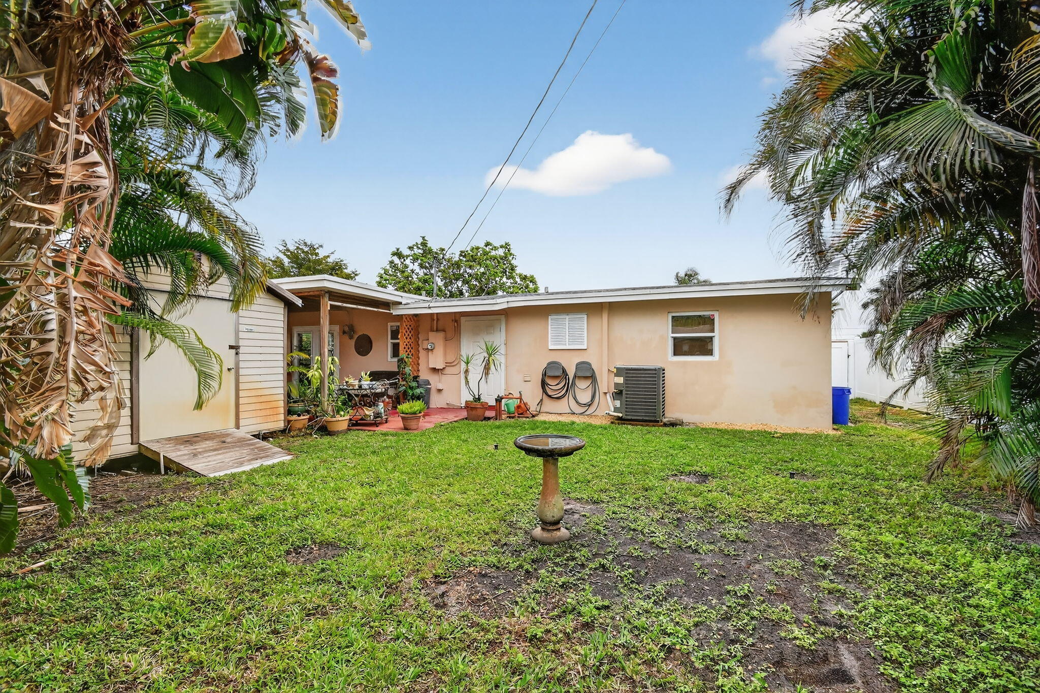 PALM SPRINGS VILLAGE 8 - Residential