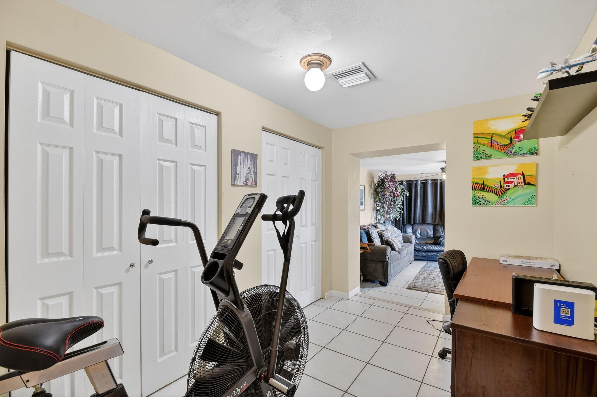 PALM SPRINGS VILLAGE 8 - Residential