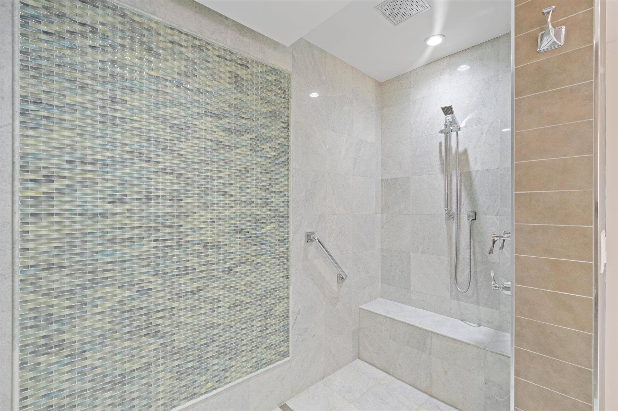 BOCA MARINA - Residential