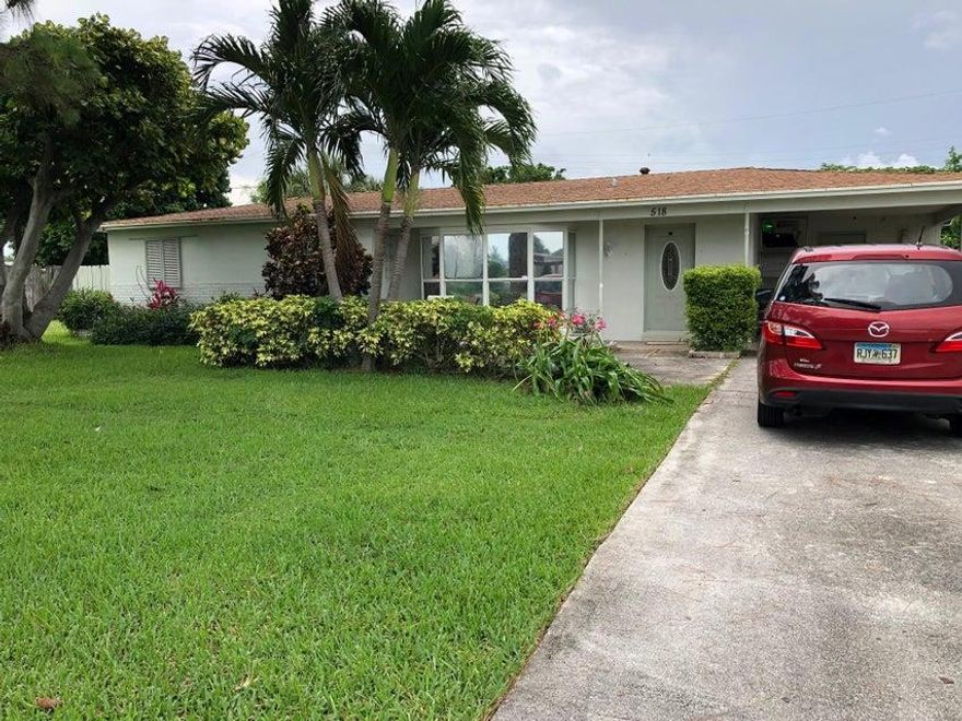 OPEN AND SPACIOUS FLOOR PLAN WITH LOTS OF UPGRADES. EAT IN KITCHEN, EXTENDED FAMILY ROOM. LARGE FRONT AND BACK YARDS. STORAGE SHEDS IN REAR STAY!