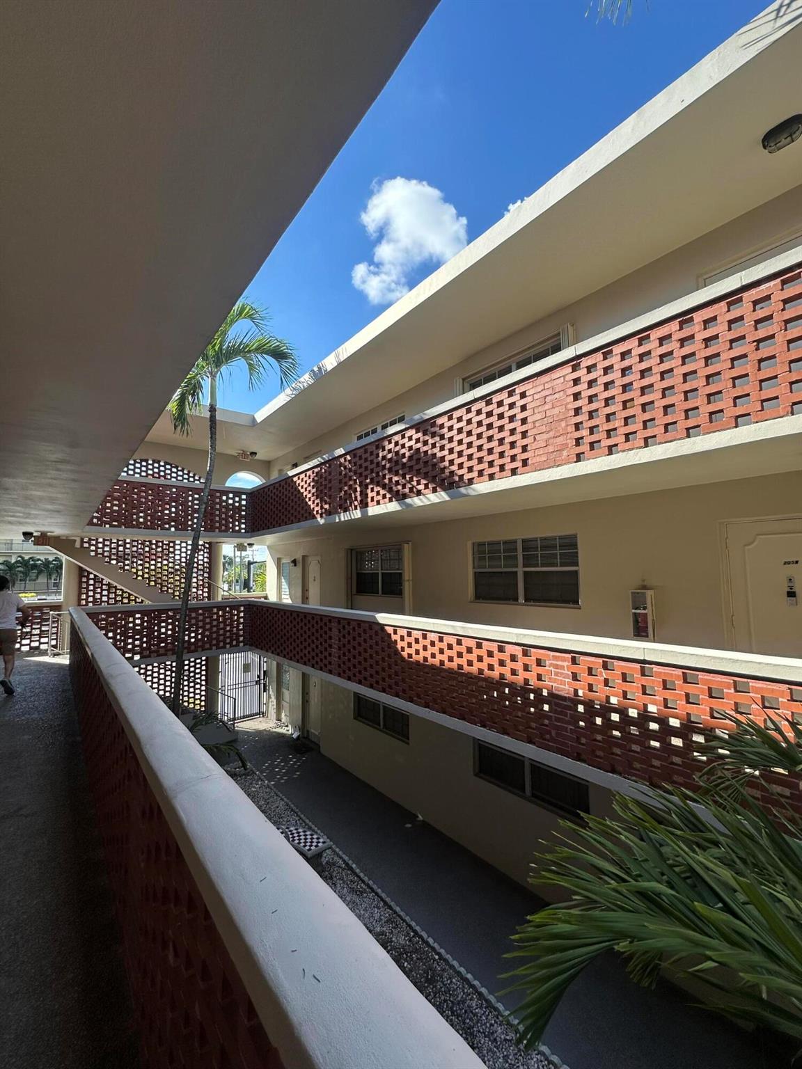 COACH HOUSE EAST & WEST C - Residential Lease