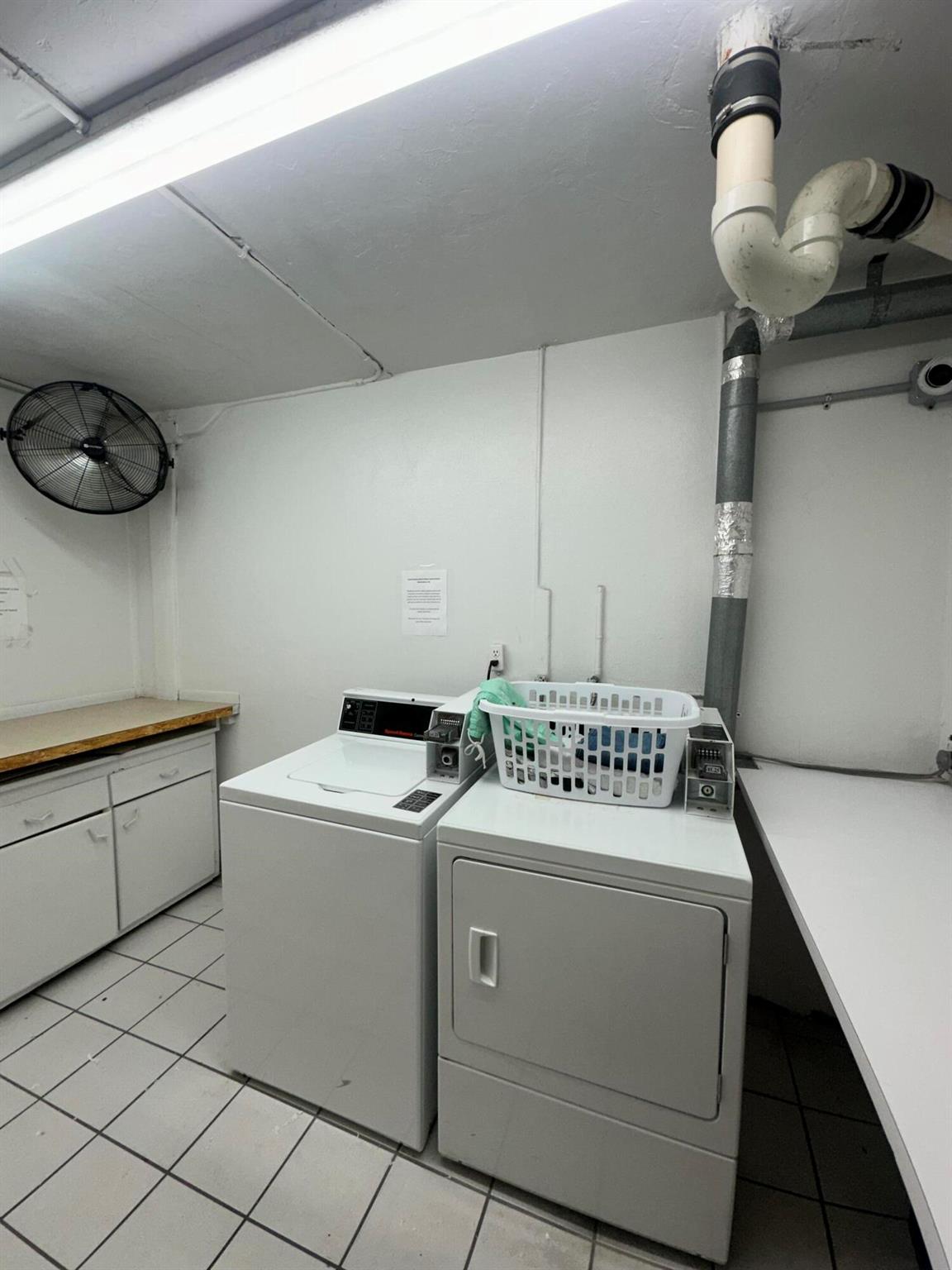 COACH HOUSE EAST & WEST C - Residential Lease