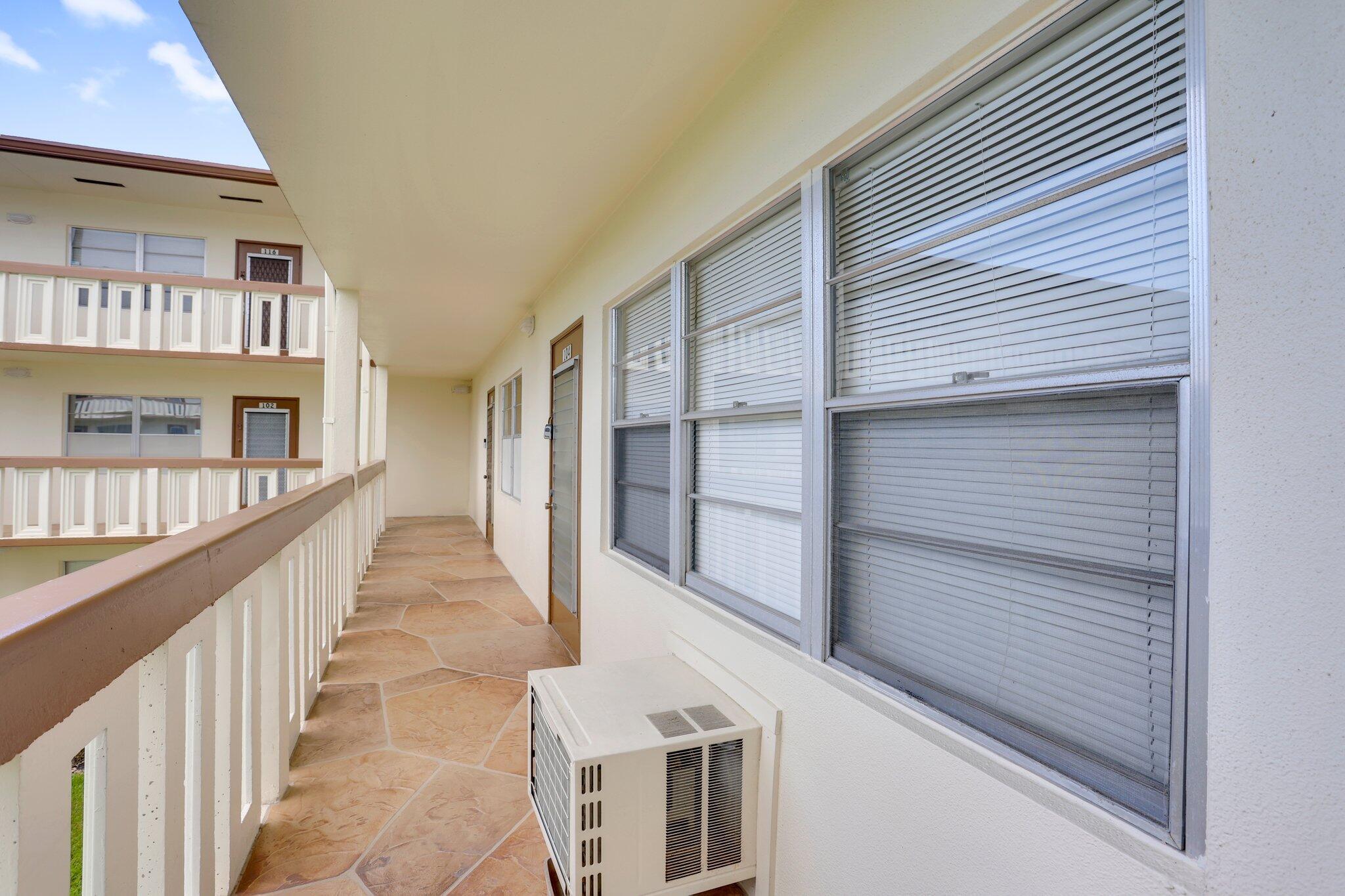 104 Mansfield C