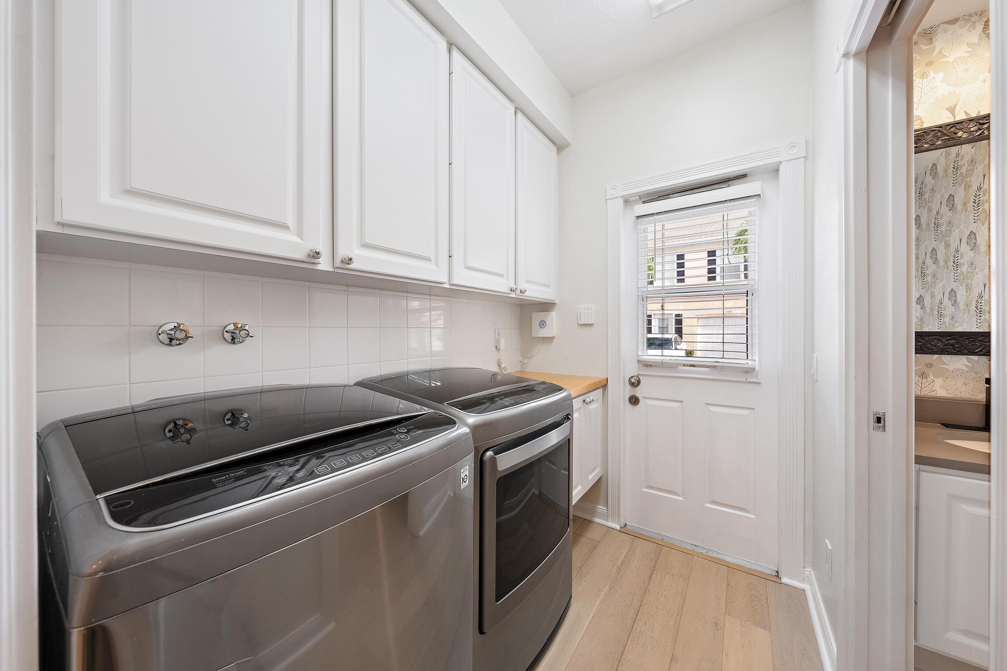 CHARLESTON COURT AT ABACOA PH 2 - Residential Lease