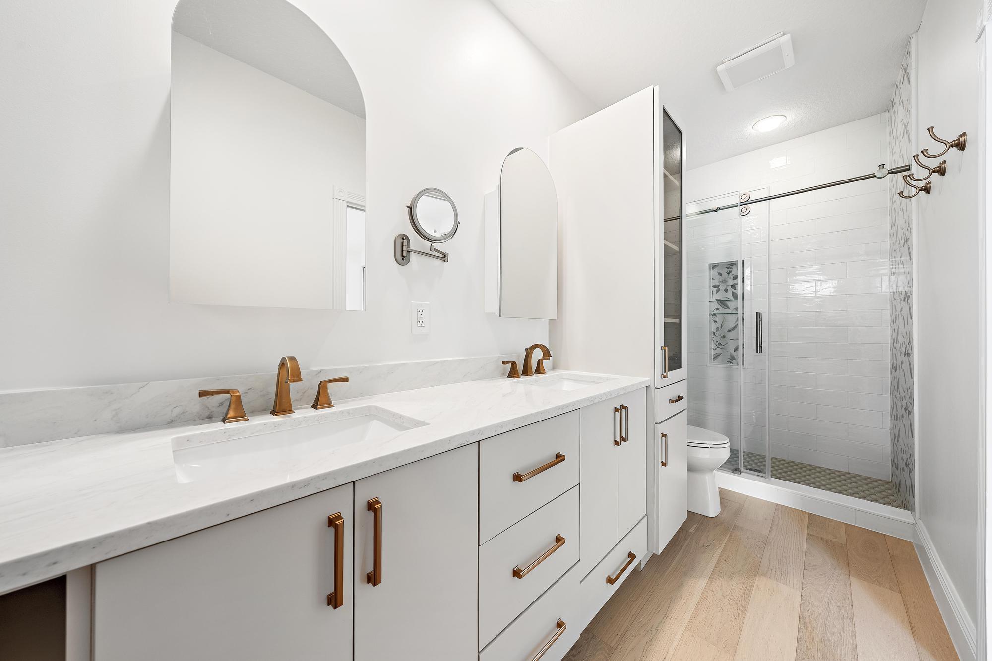 CHARLESTON COURT AT ABACOA PH 2 - Residential Lease