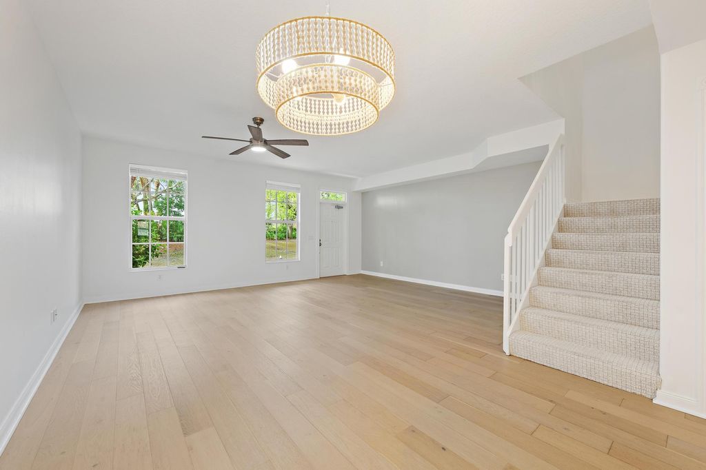Photo of 136 Ashley Court, Jupiter, FL 33458 (MLS # B26016452)