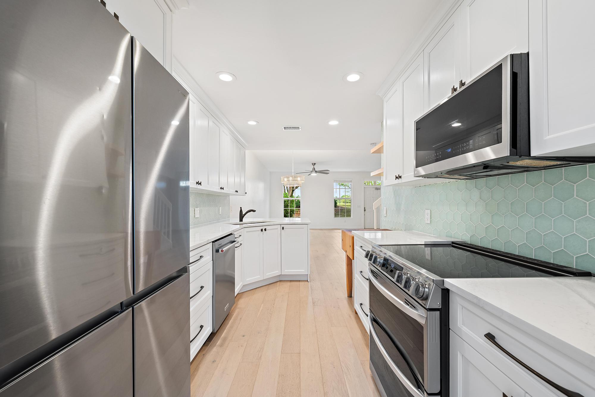 CHARLESTON COURT AT ABACOA PH 2 - Residential Lease