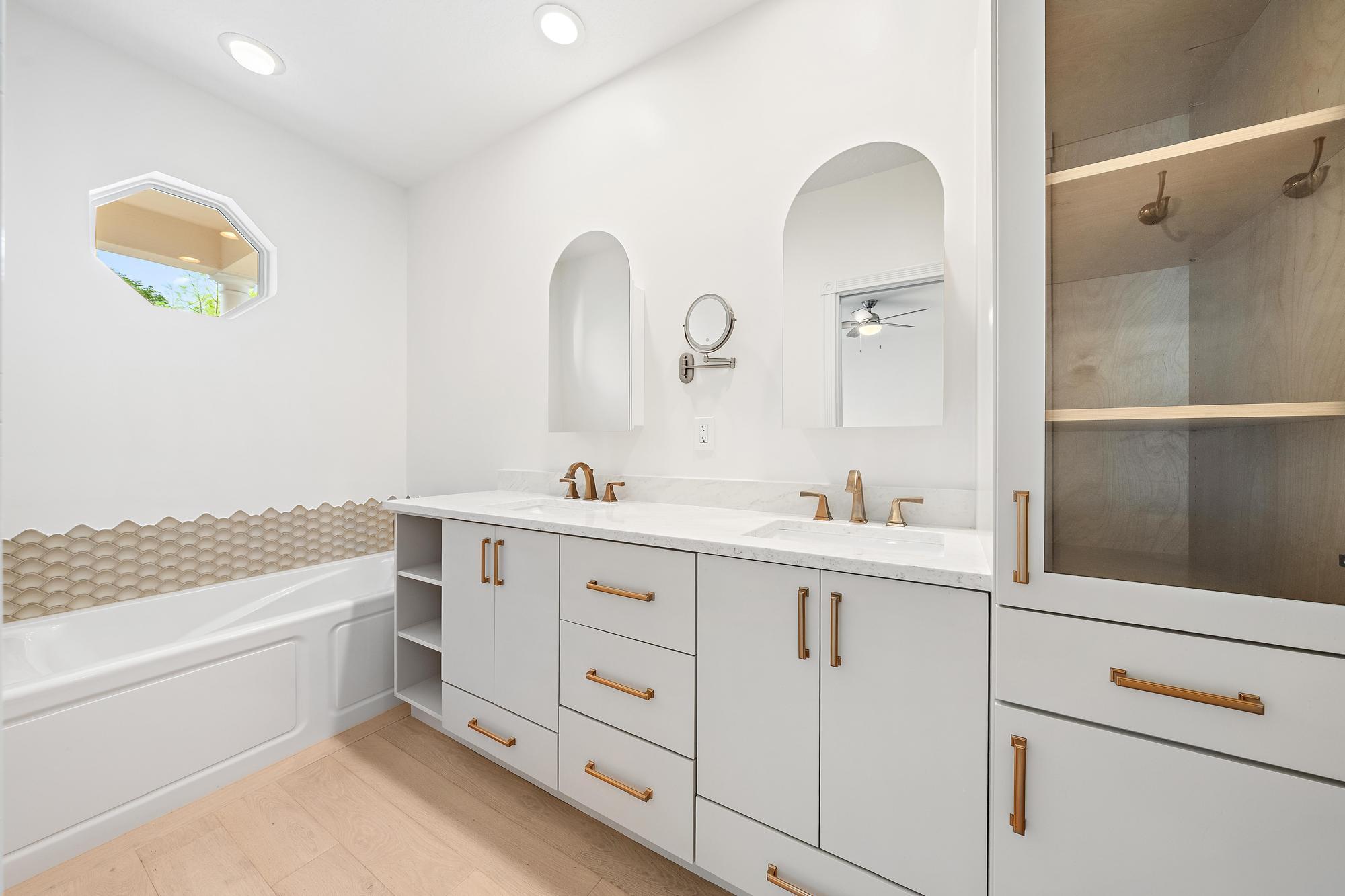 CHARLESTON COURT AT ABACOA PH 2 - Residential Lease