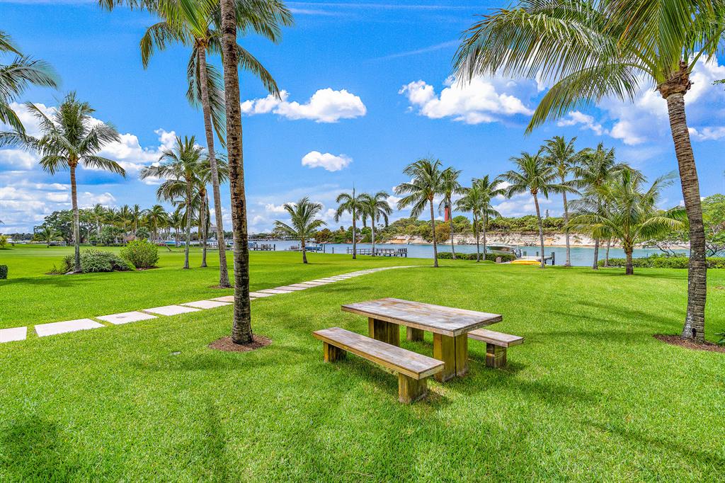 Jupiter Inlet Colony - Residential
