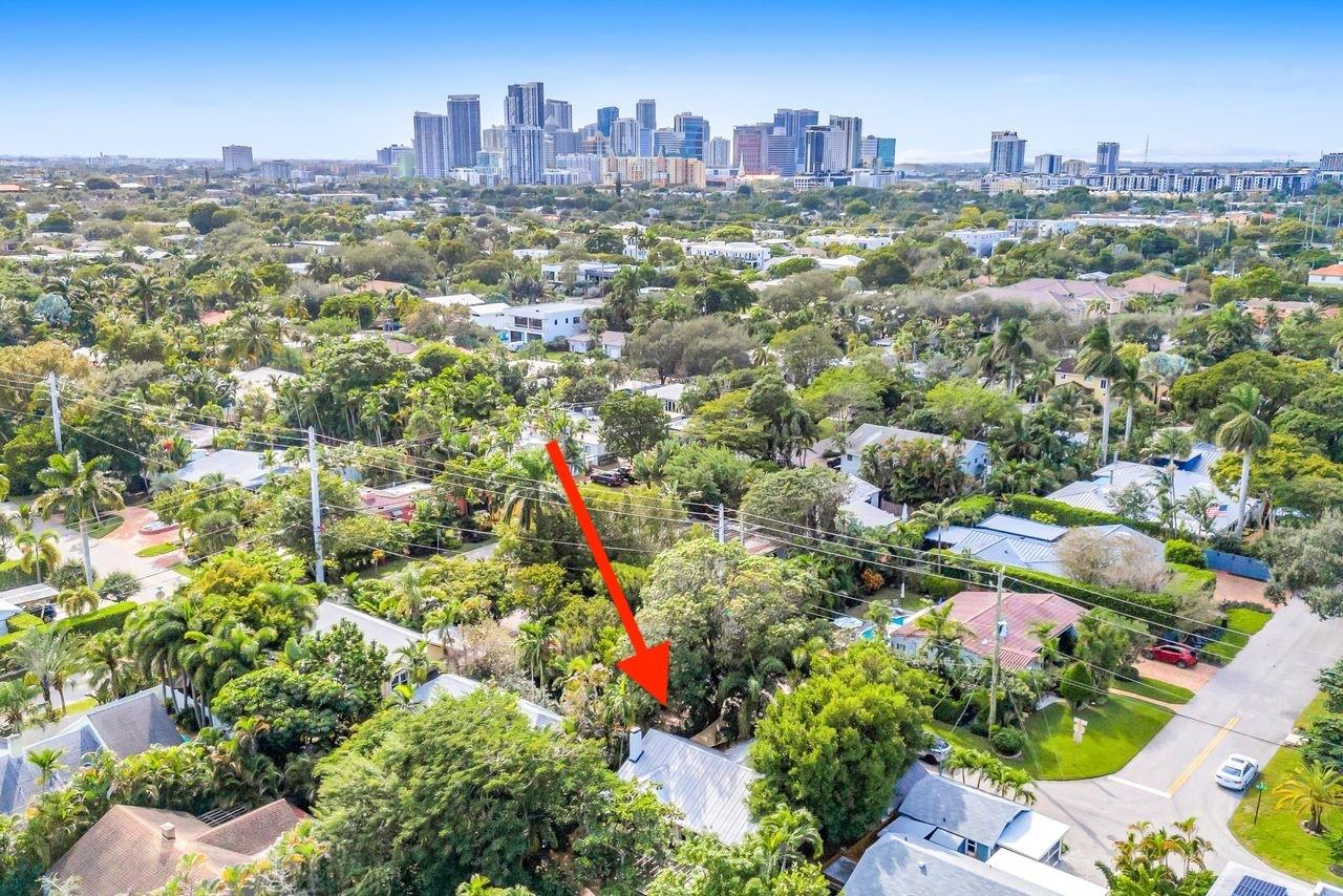 Victoria Courts 9-49 B - Residential