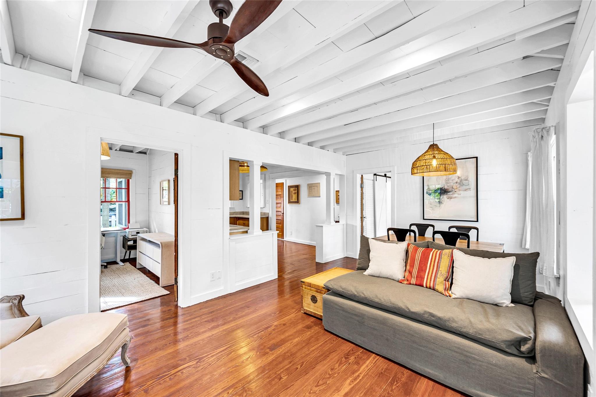 Victoria Courts 9-49 B - Residential