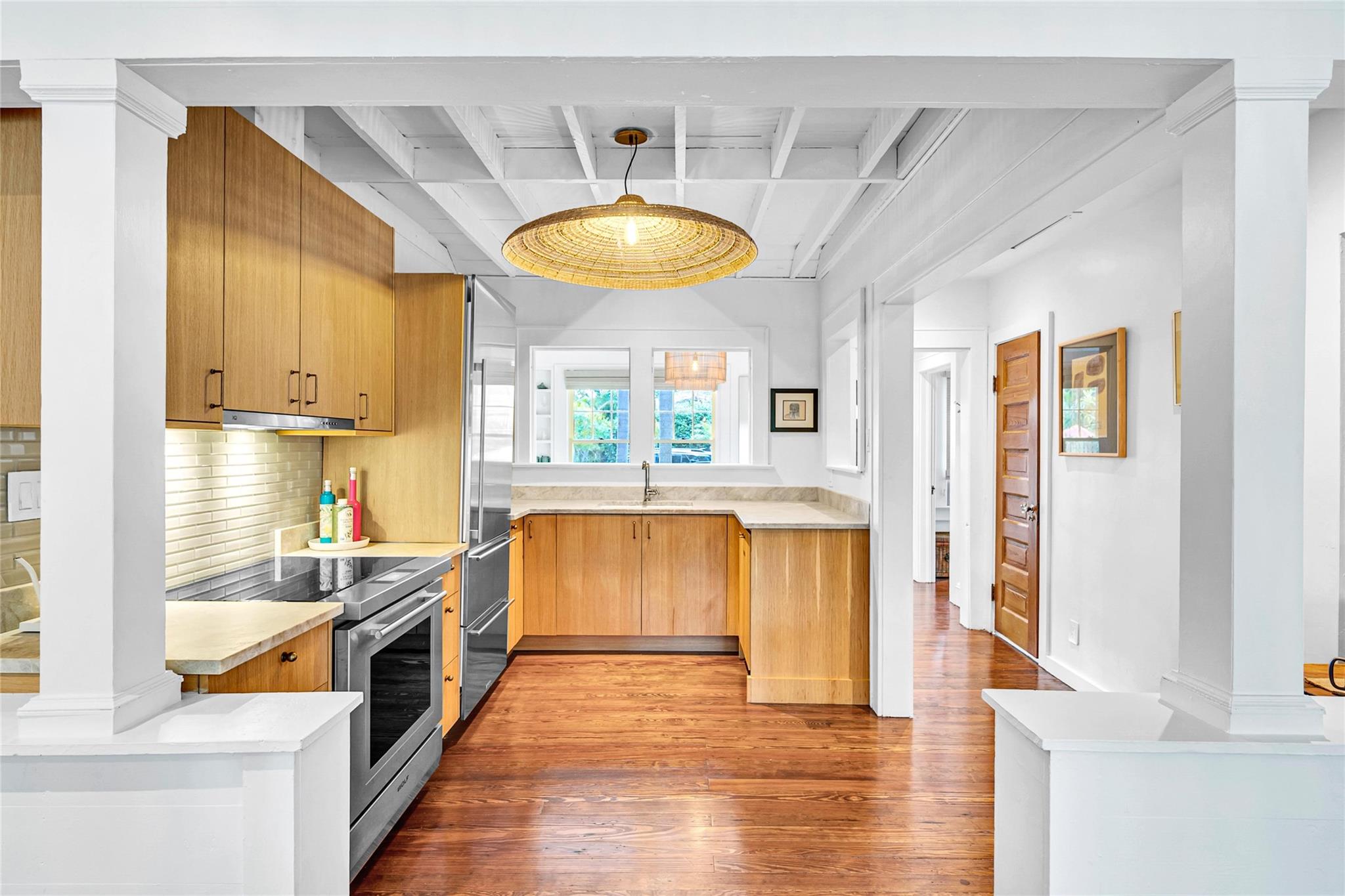 Victoria Courts 9-49 B - Residential