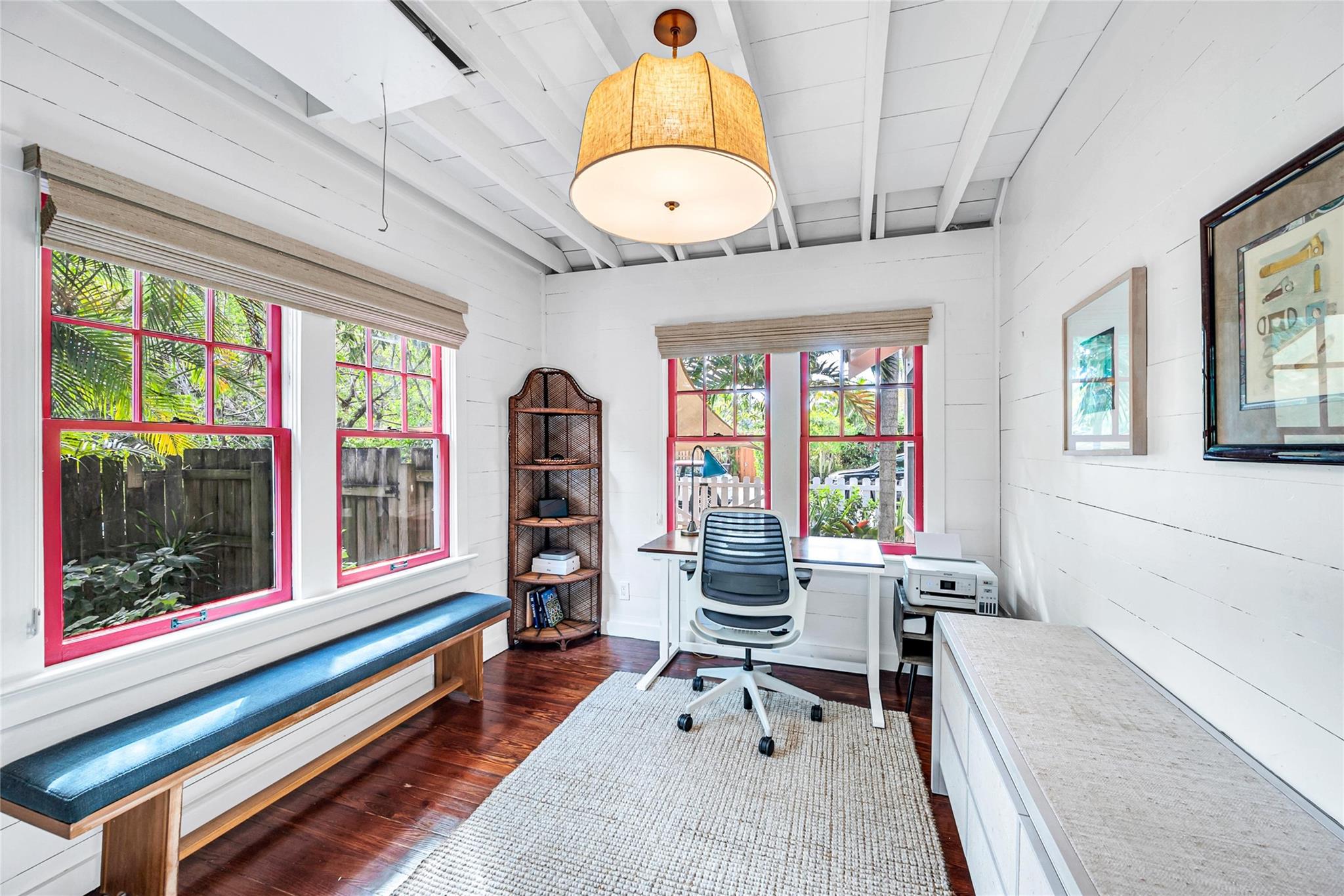 Victoria Courts 9-49 B - Residential