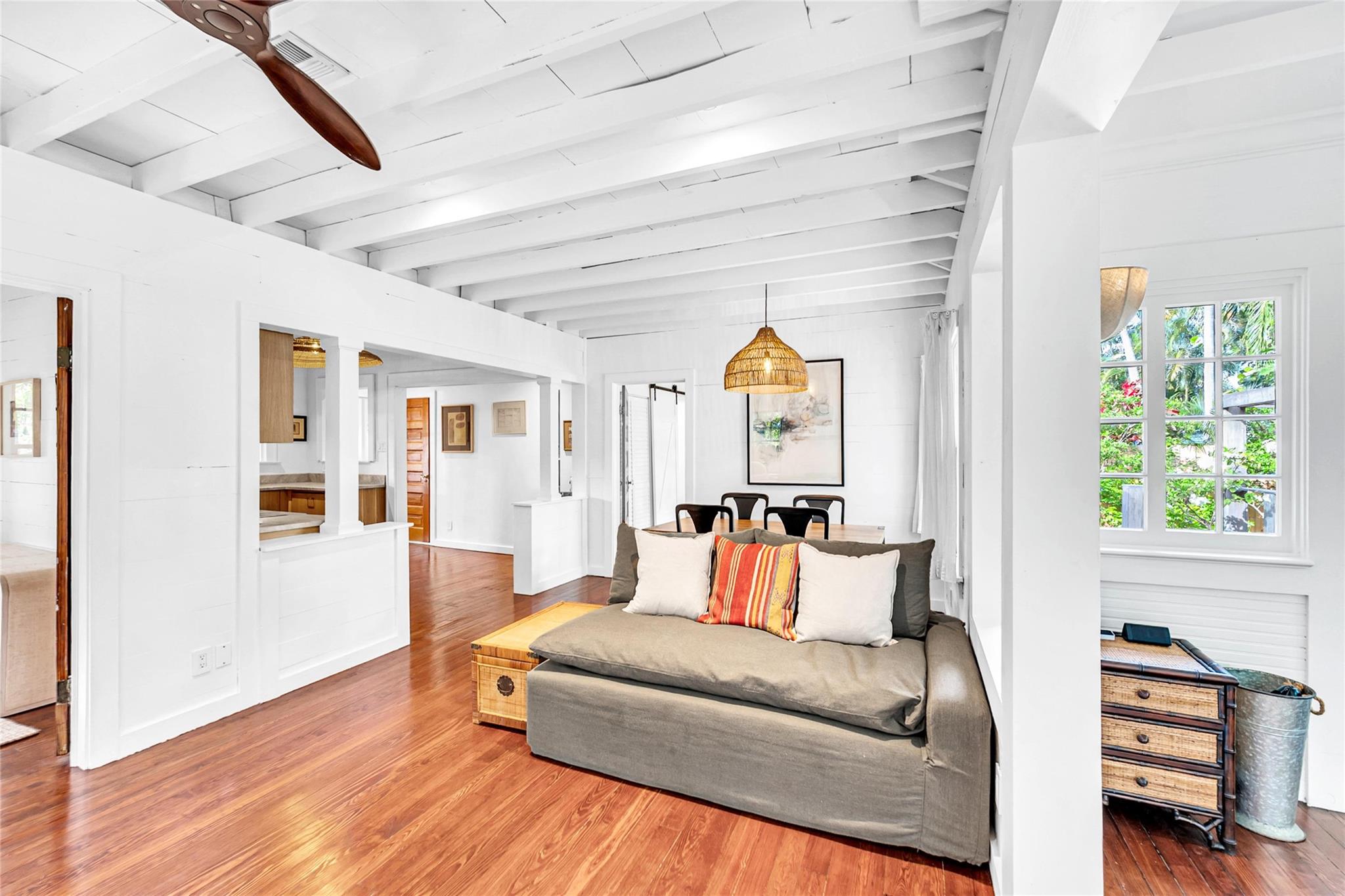 Victoria Courts 9-49 B - Residential