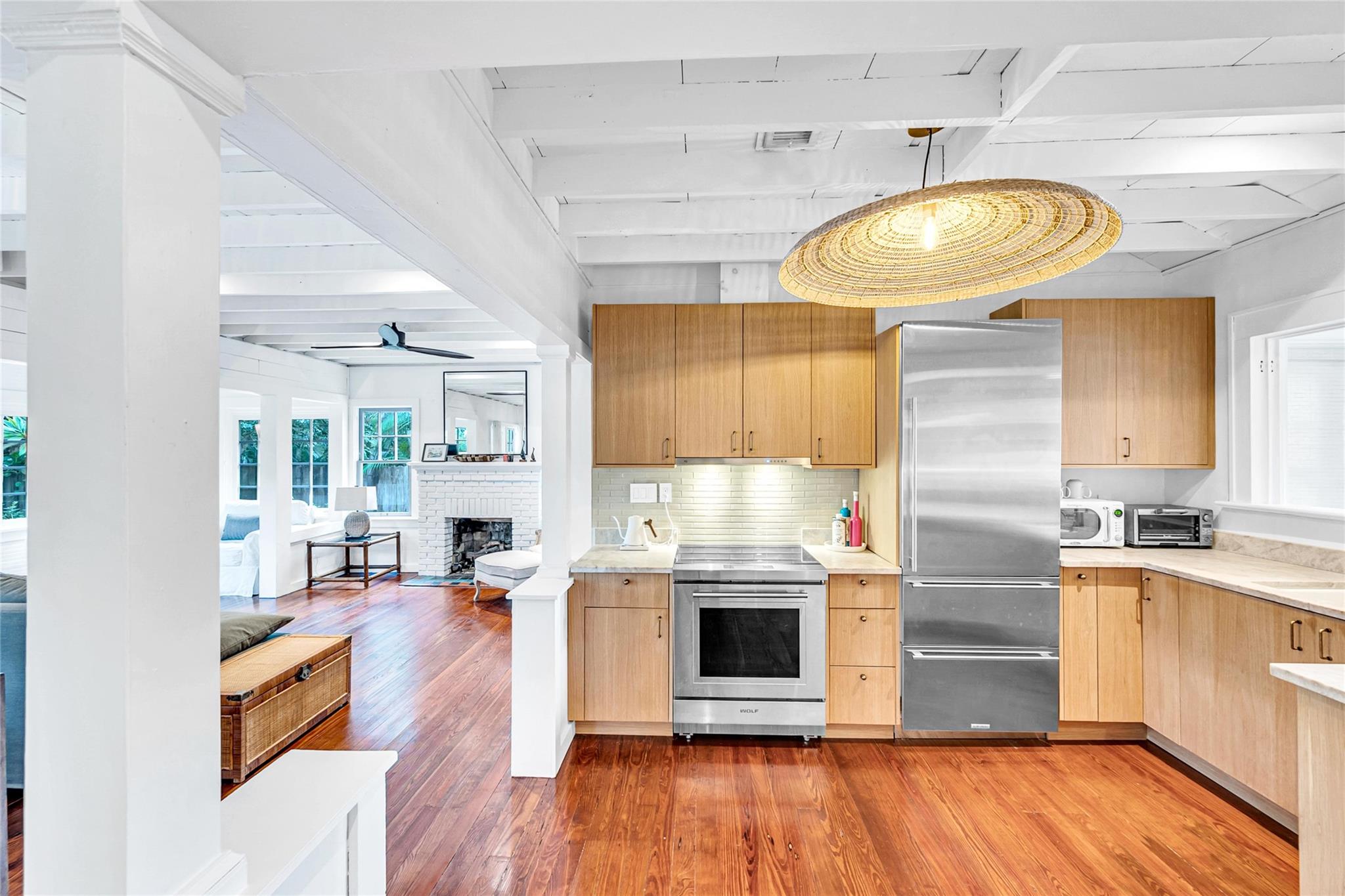 Victoria Courts 9-49 B - Residential