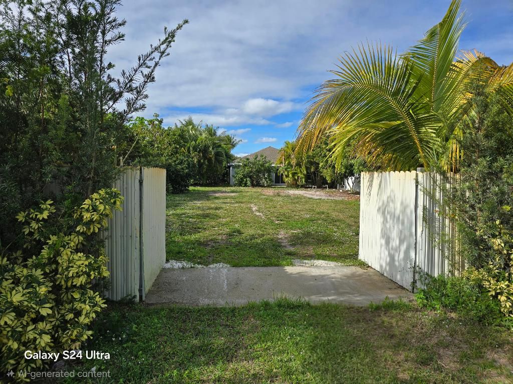 Photo of 5676 SE Inez Avenue, Stuart, FL 34997 (MLS # R11148044)