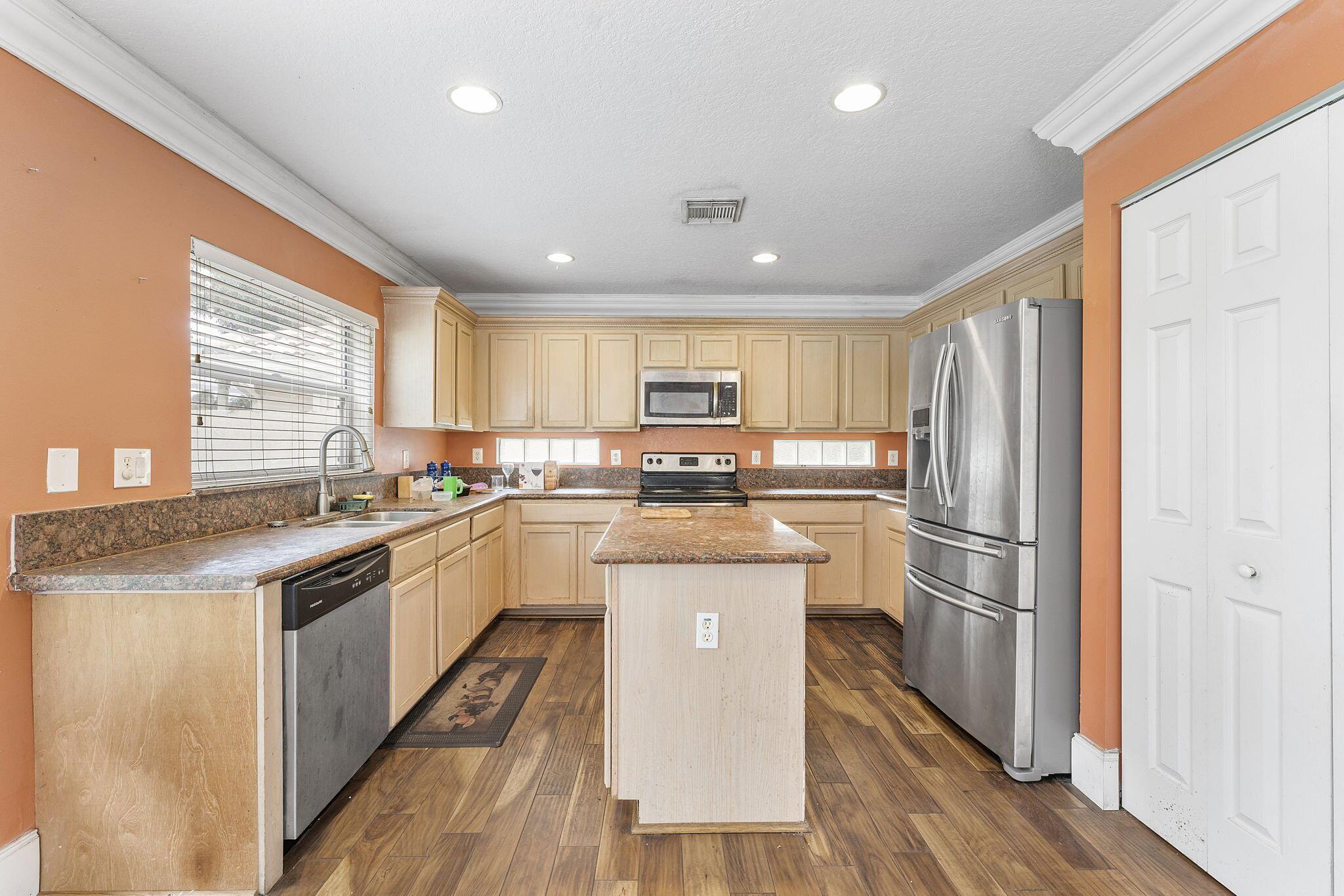 WILLOUGHBY FARMS - Residential