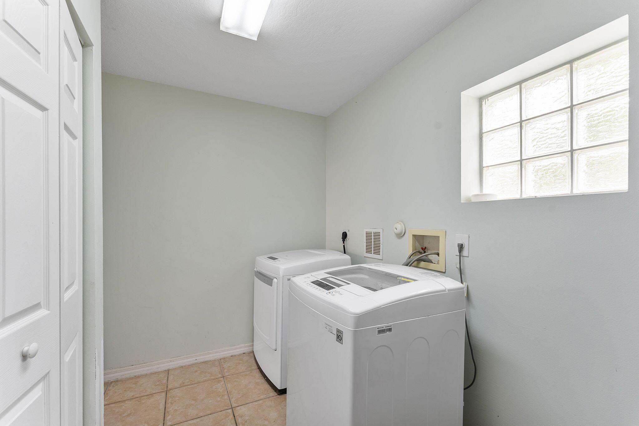 WILLOUGHBY FARMS - Residential