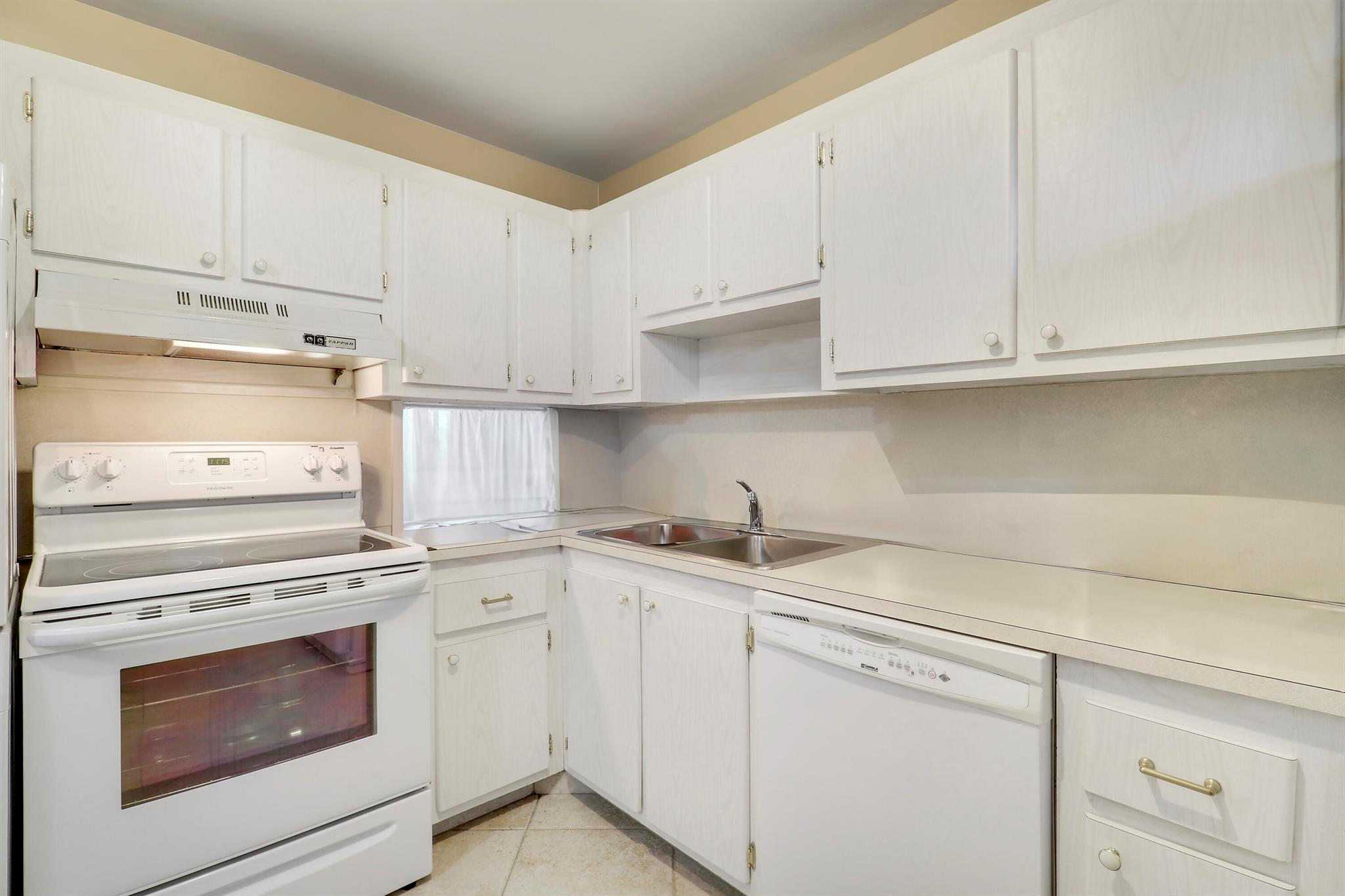 4070 Tivoli Court 204