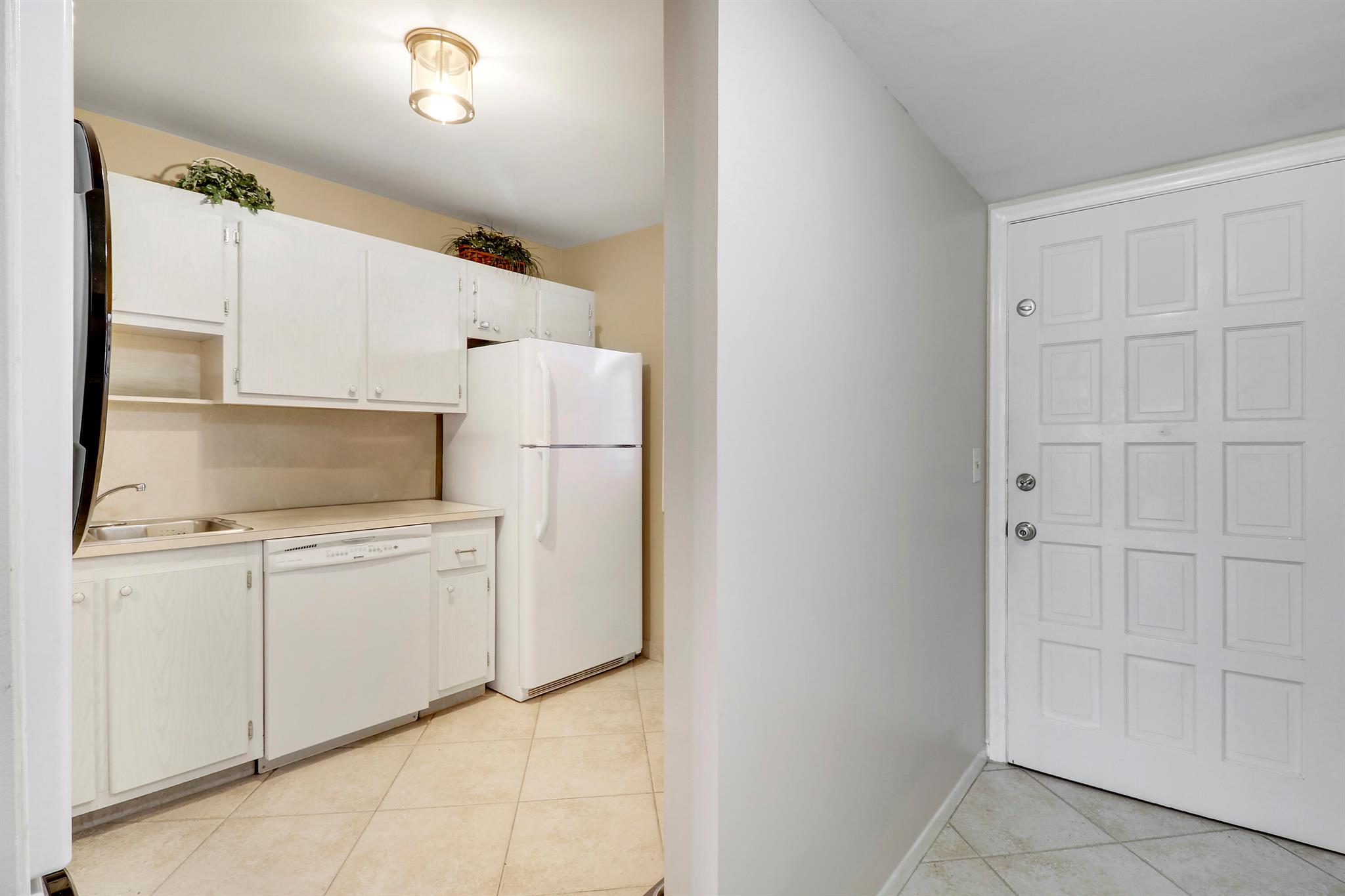 4070 Tivoli Court 204