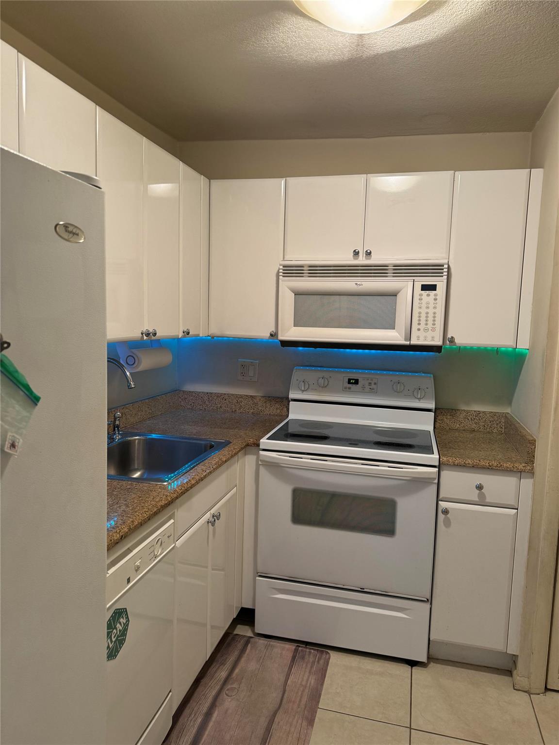 1900 S Ocean Blvd 3V