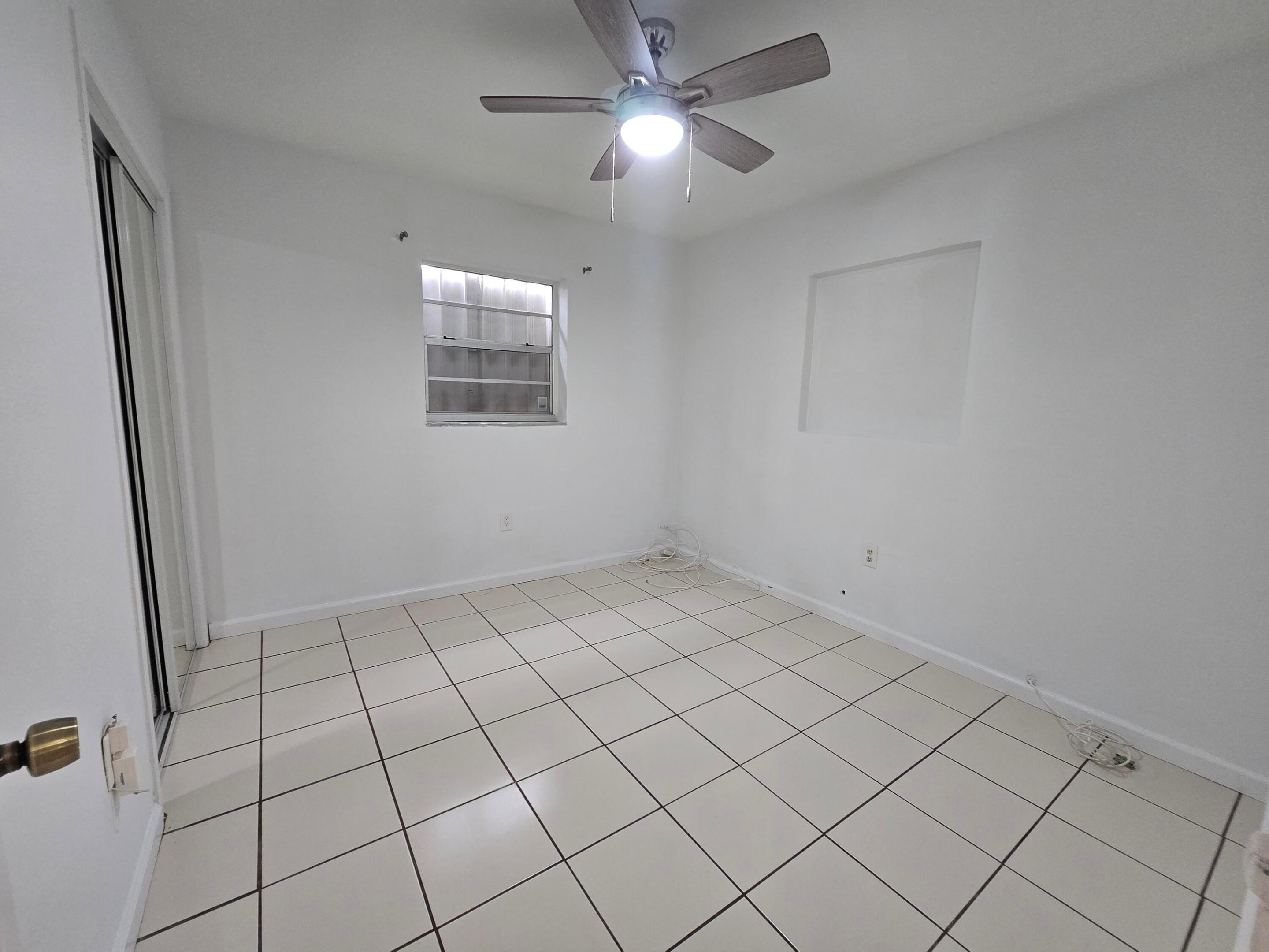 DRIFTWOOD PLAZA - Residential