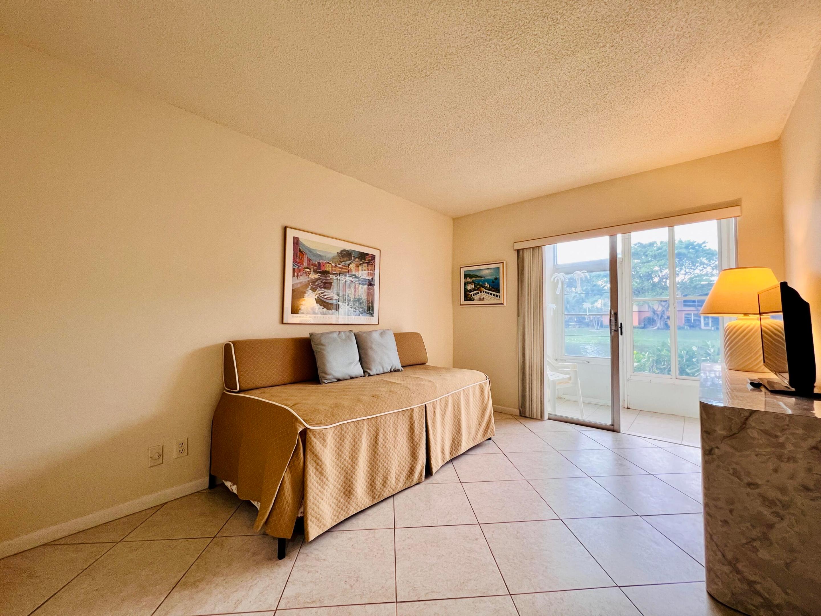 CENTURY VILLAGE -SHEFFIELD CONDOS A TO Q - Residential