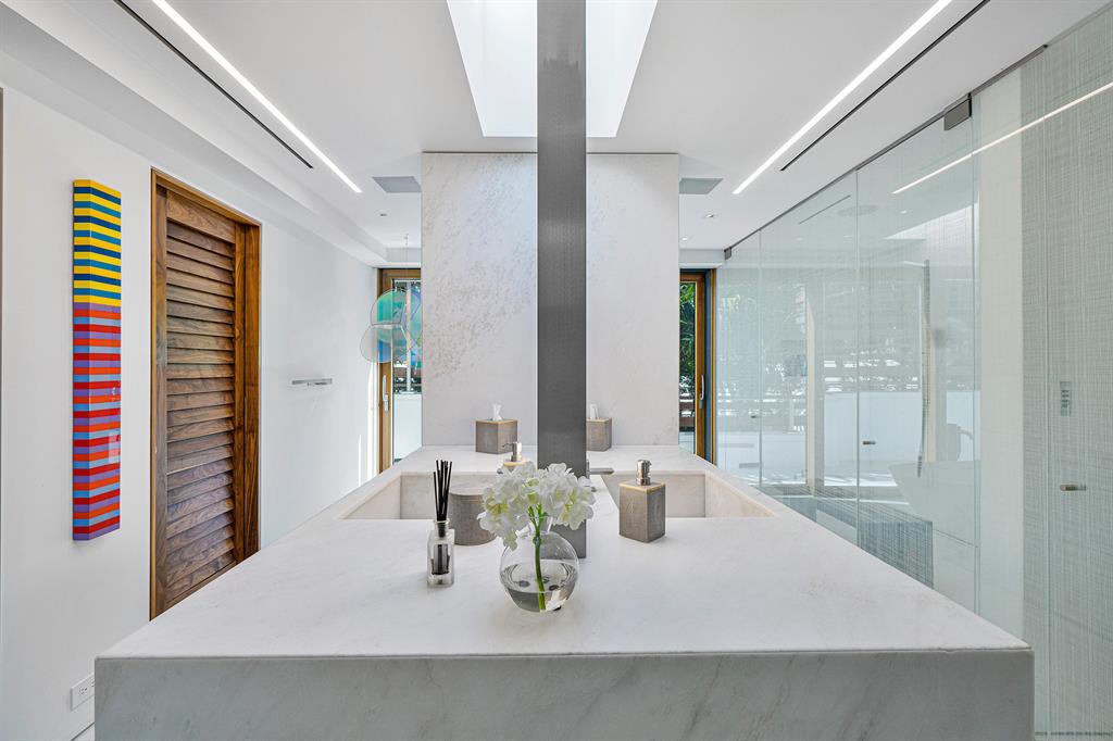 Ibis Isle - Residential