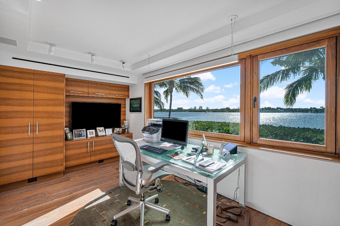 Ibis Isle - Residential