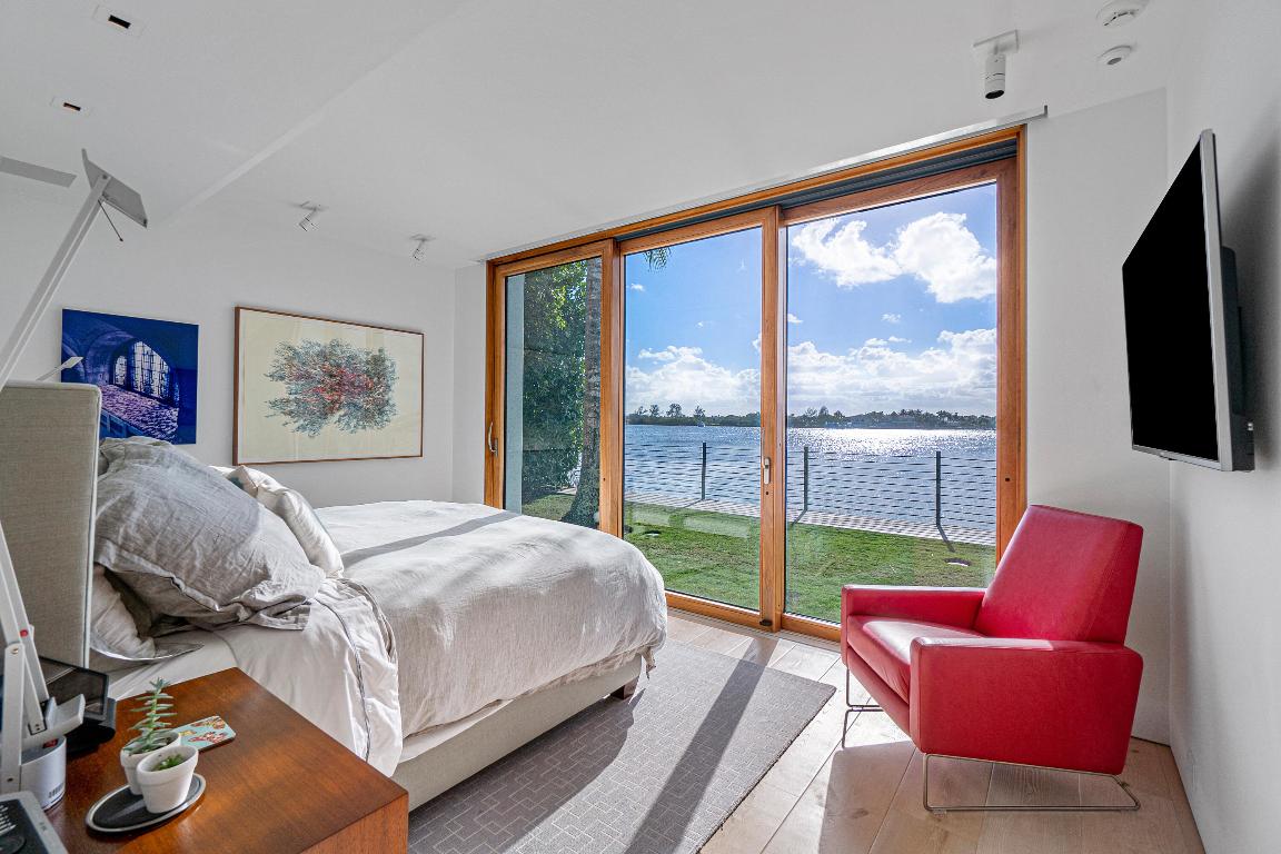 Ibis Isle - Residential