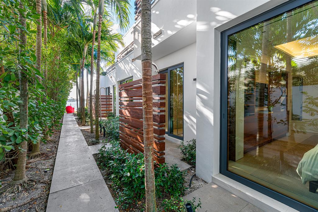 Ibis Isle - Residential