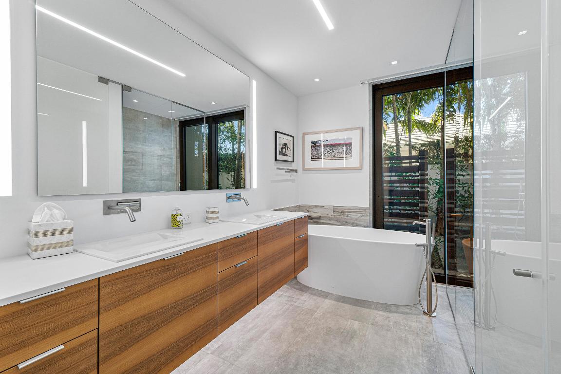 Ibis Isle - Residential