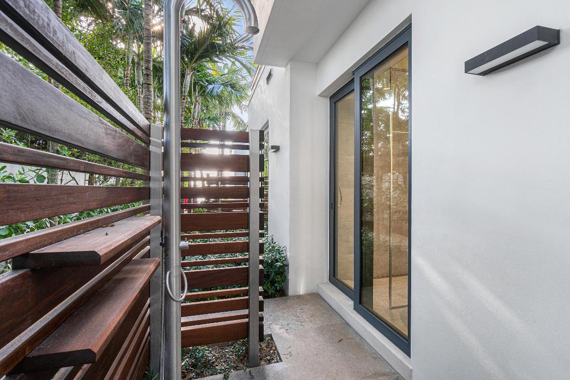 Ibis Isle - Residential