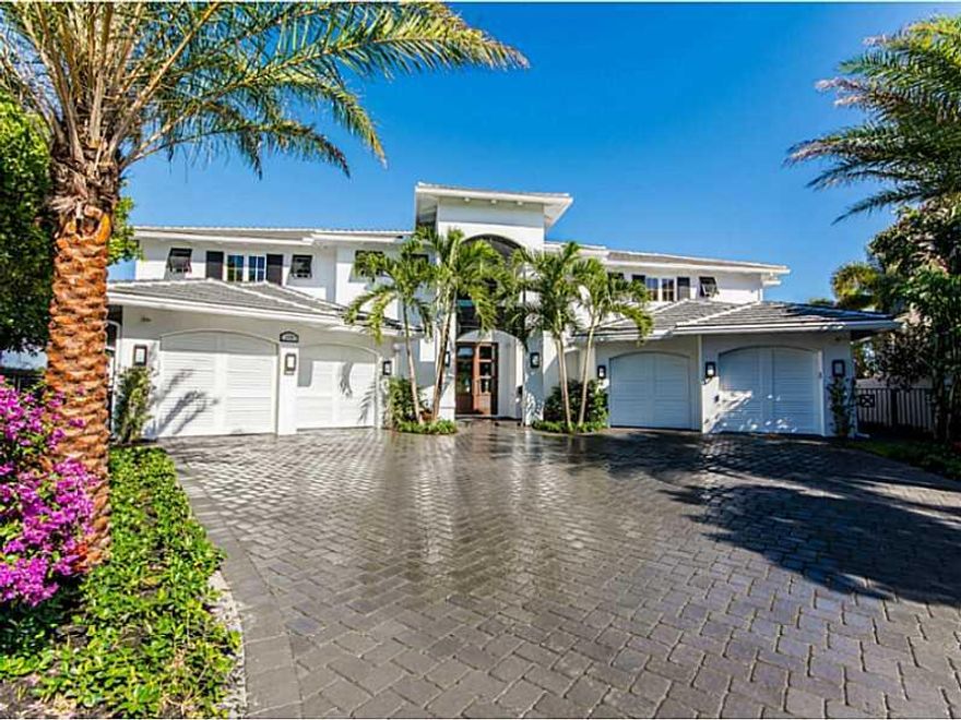 Brand NEW coastal contemporary estate on a premium point-lot, built on a premium island street w/223ft of deepwater dockage &close ocean access. Open floor plan for entertaining and family living. High-end kitchen w/Wolf & Sub-Zero appl.& expanded dining  area, Outdoor kitchen, finished grand loggia & a large covered second floor balcony w/ endless water views. Featuring a large clubroom with bar,Beautiful coffered high ceilings throughout w/ Crestron smart home & much more! Exceptionally built!!