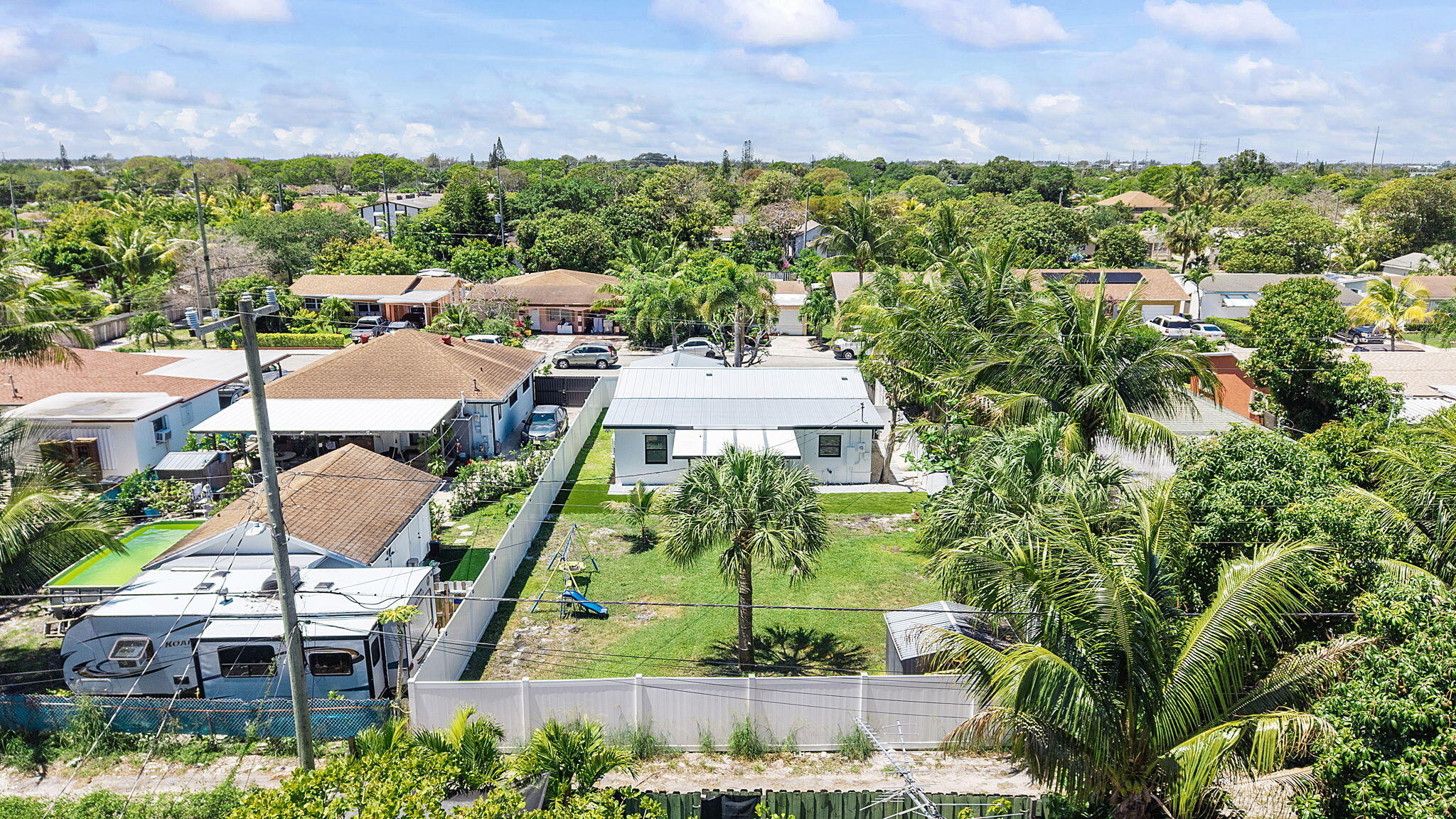 LAKE WORTH TOWN OF - Residential