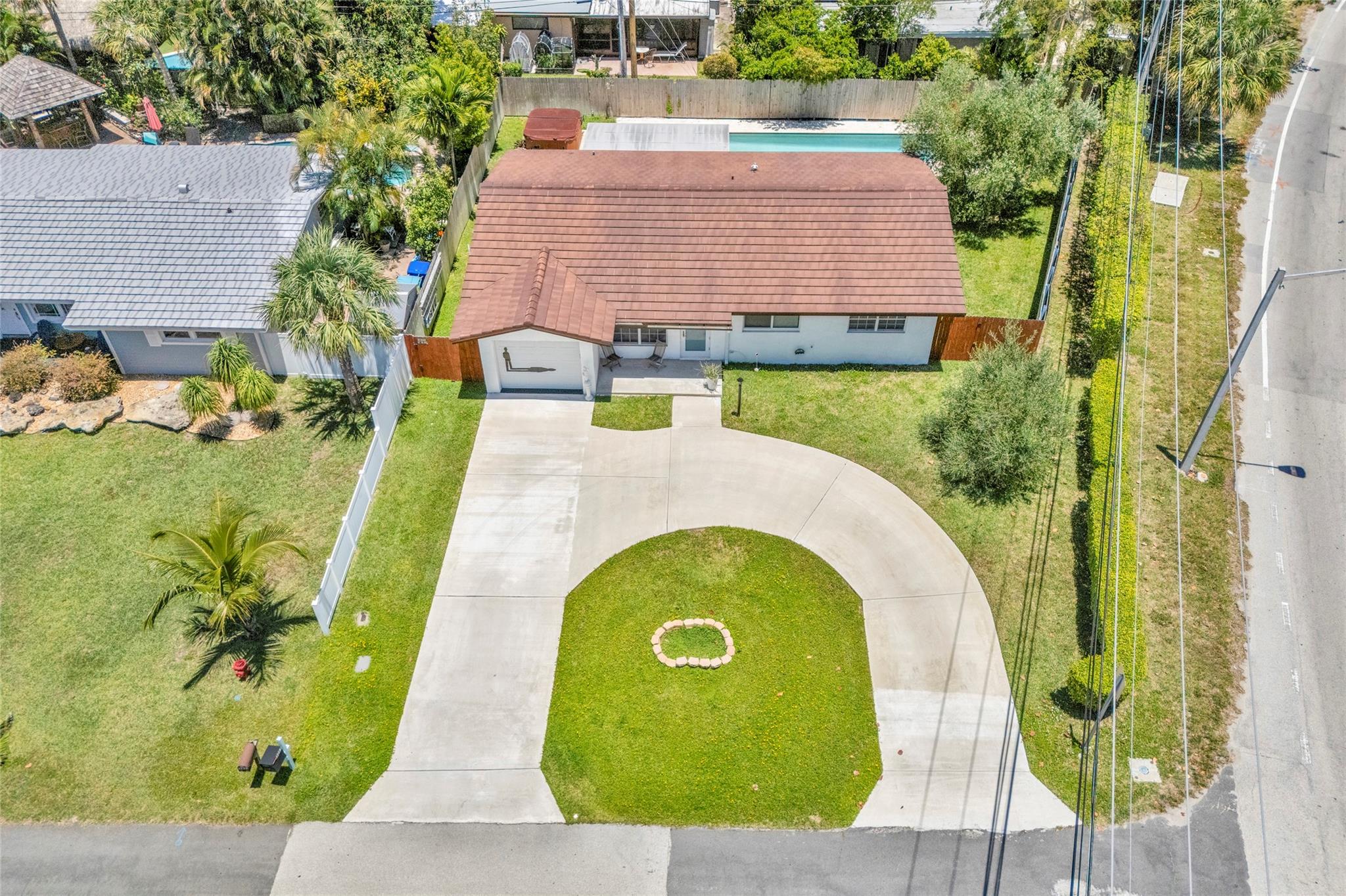 3213 Dover Rd