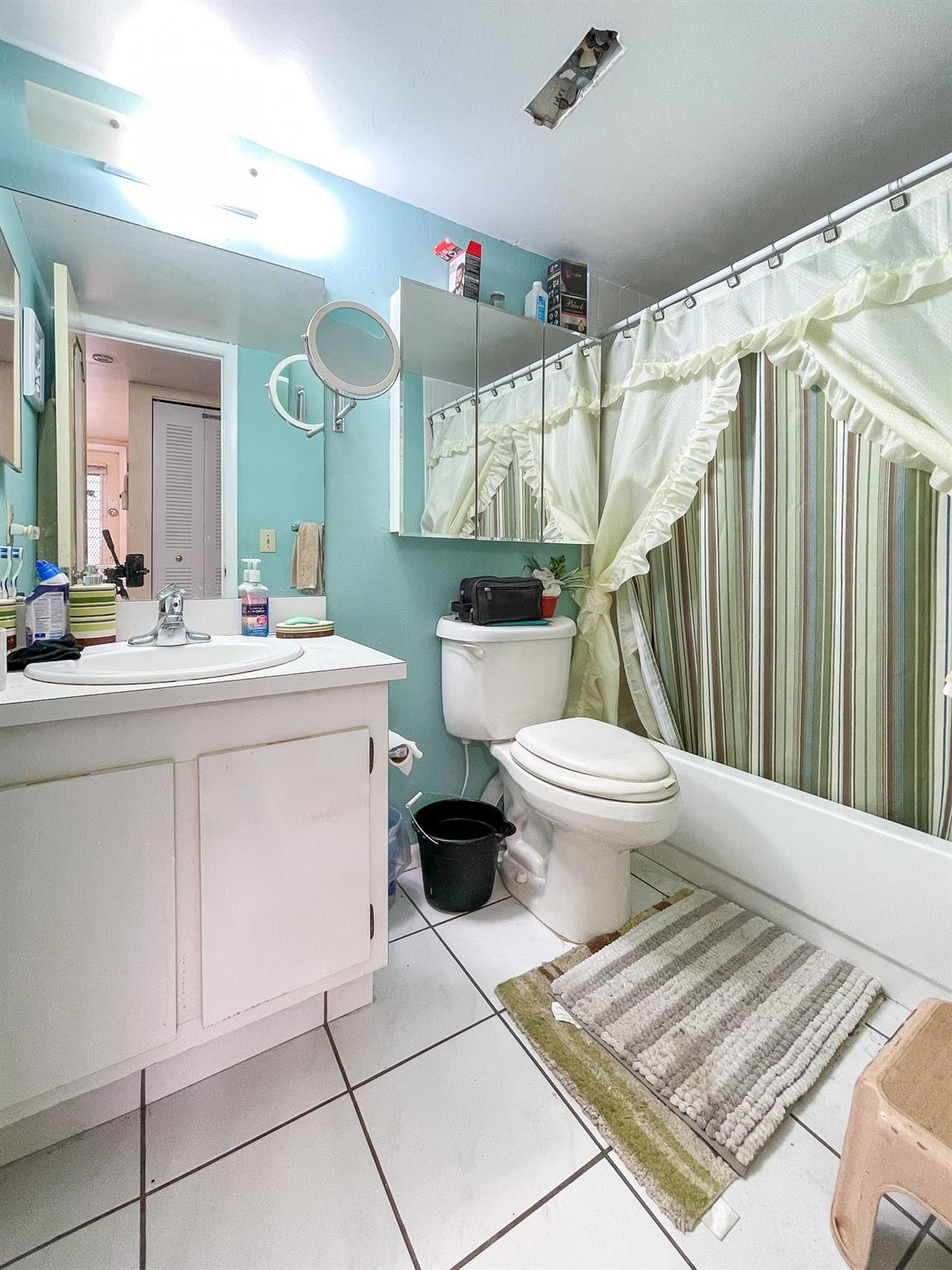 View photos, virtual tours, details... 2786 NW 104th Ave 310