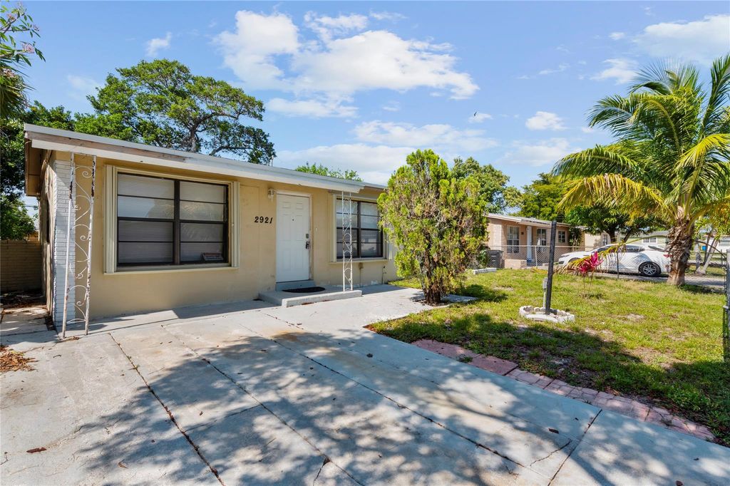 Photo of 2921 NW 21st Street, Fort Lauderdale, FL 33311 (MLS # F10507495)