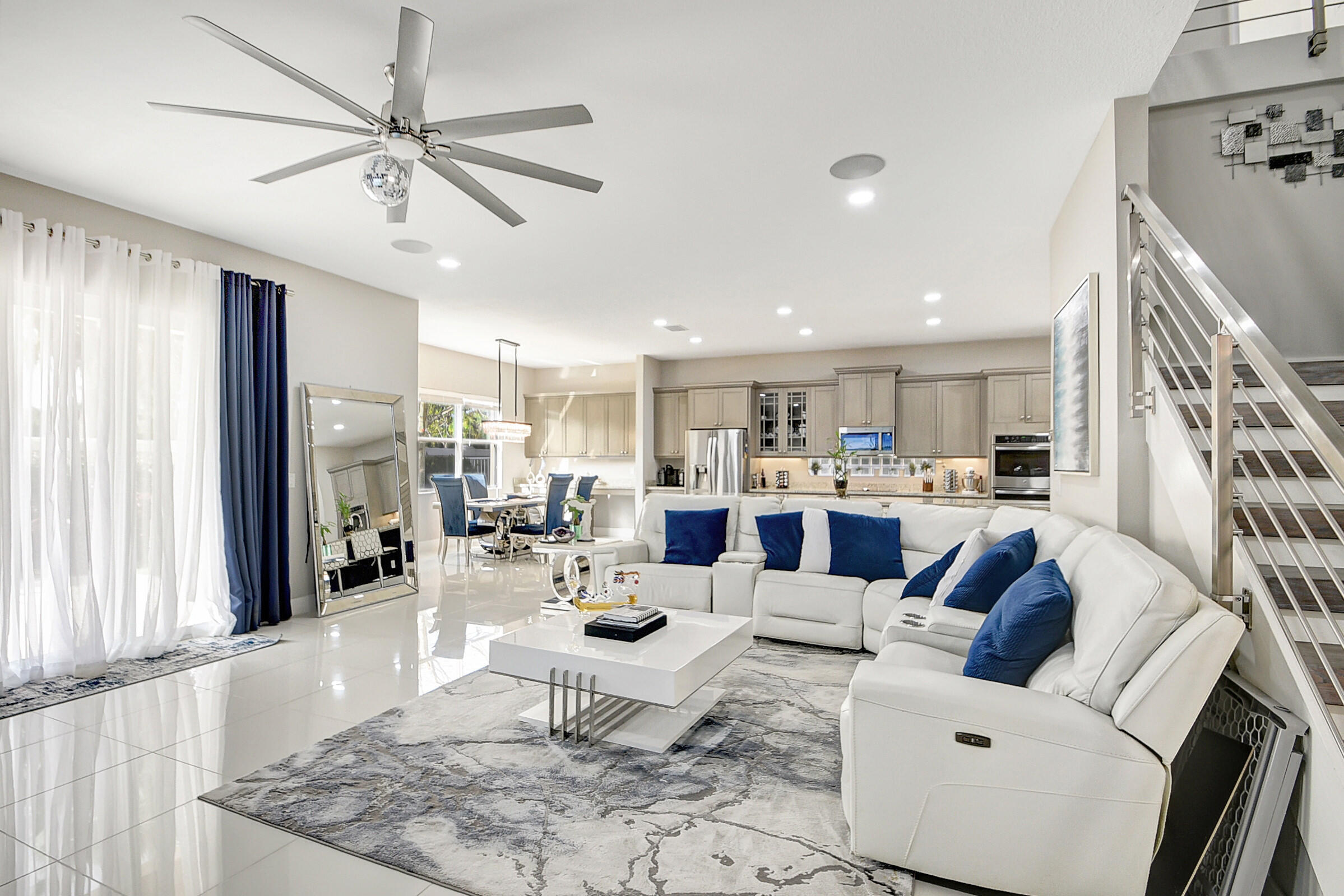 DILLRUN ESTATES - Residential Lease