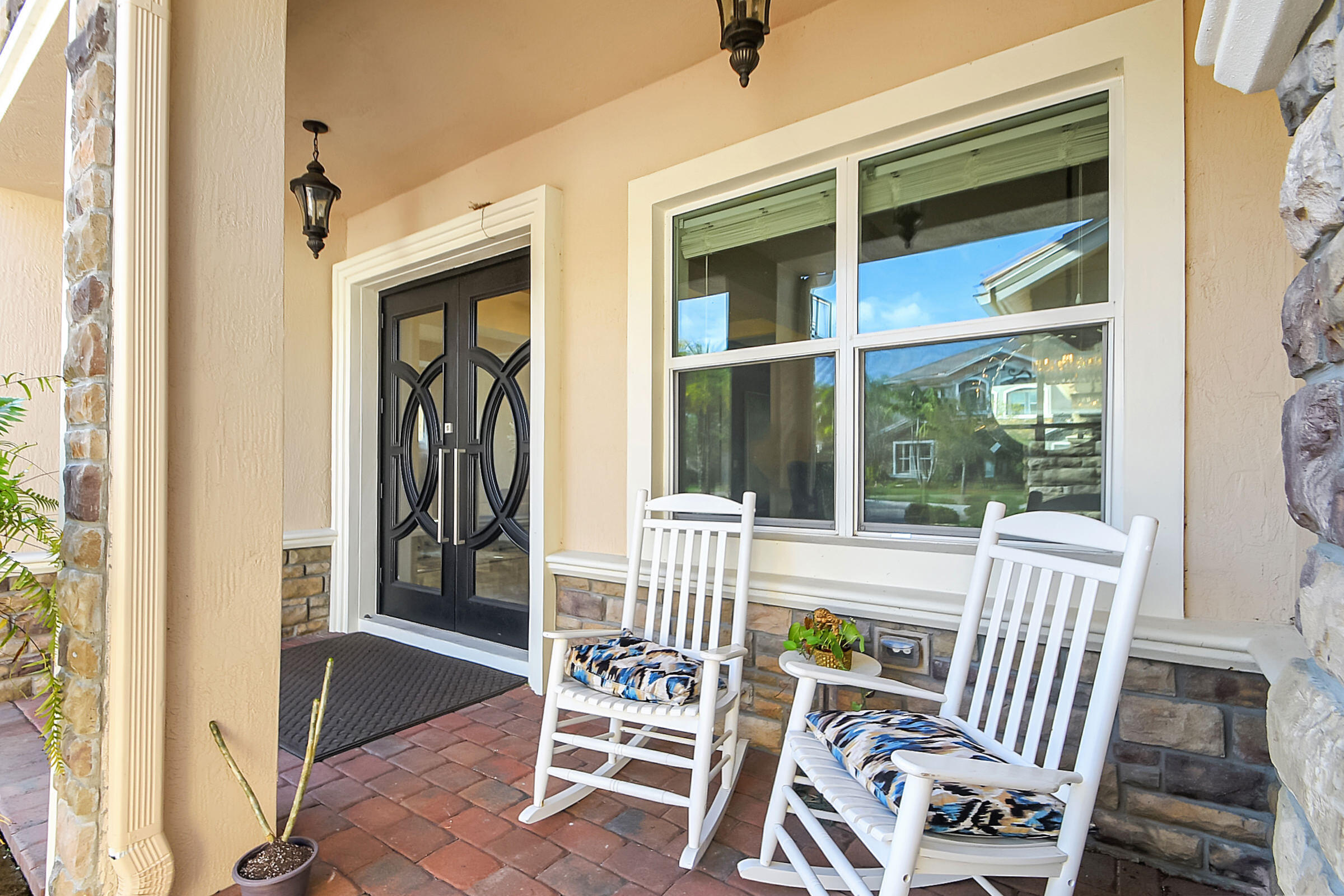 DILLRUN ESTATES - Residential Lease